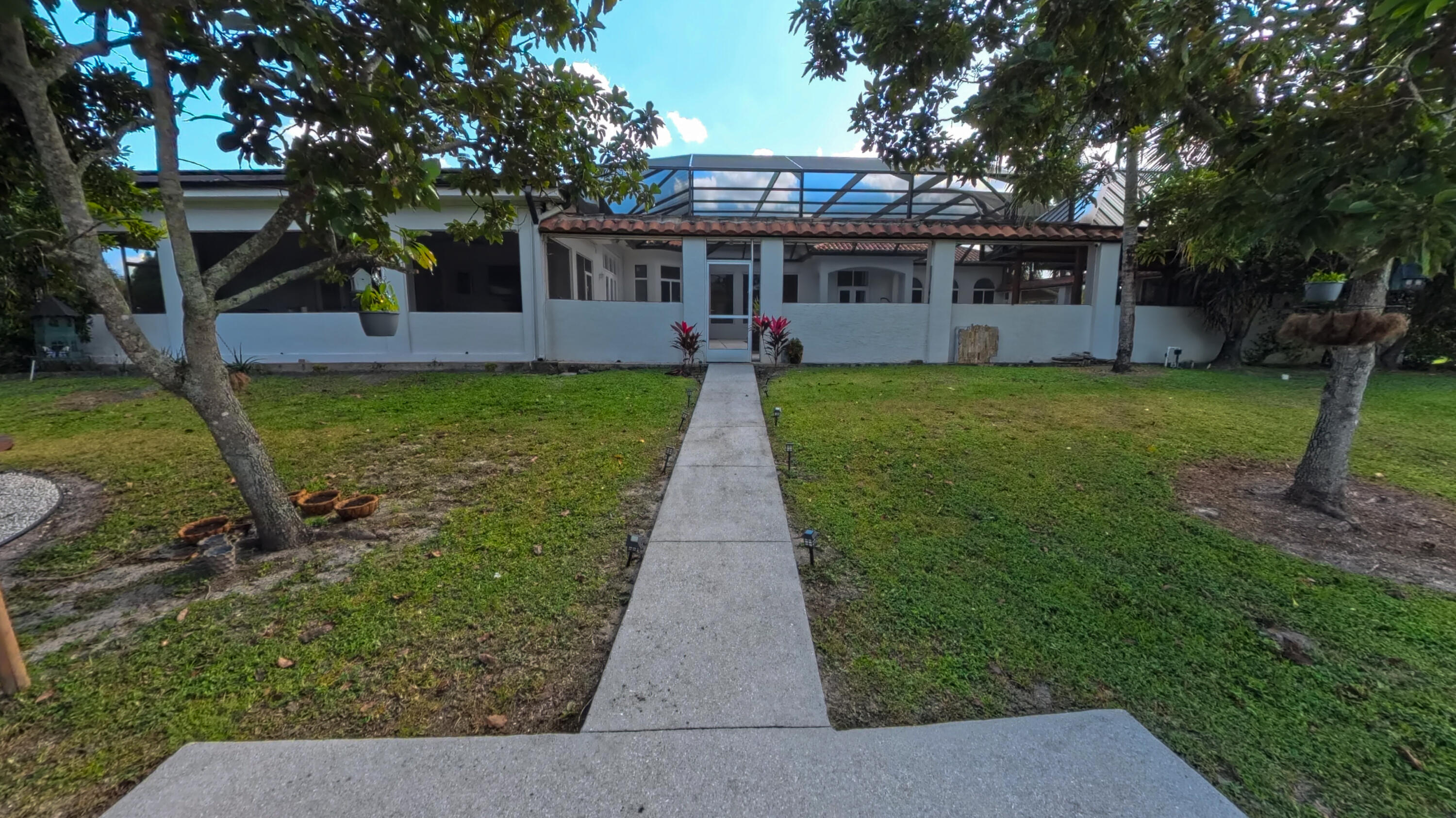 14225 43rd Road N