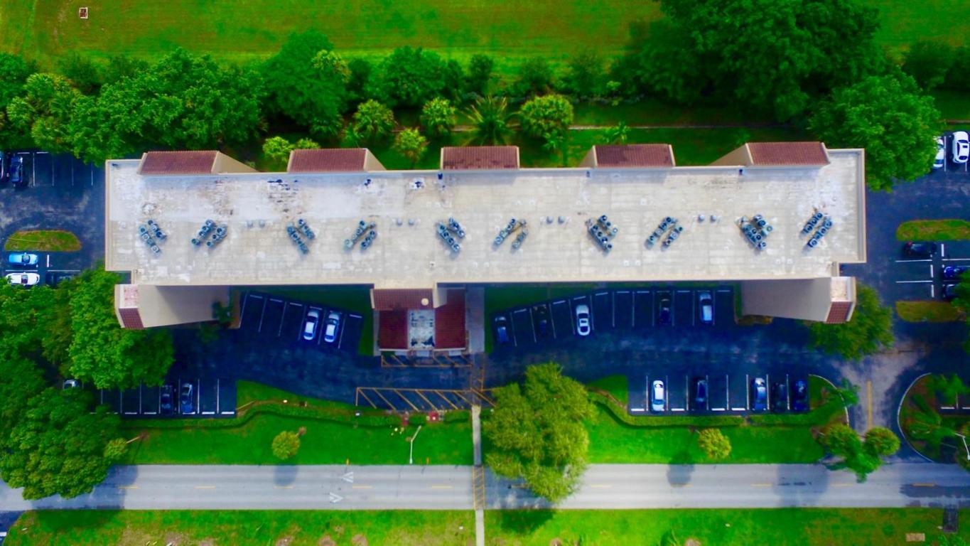 4570 NW 18th Avenue 609