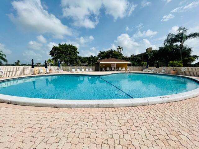 4570 NW 18th Avenue 609