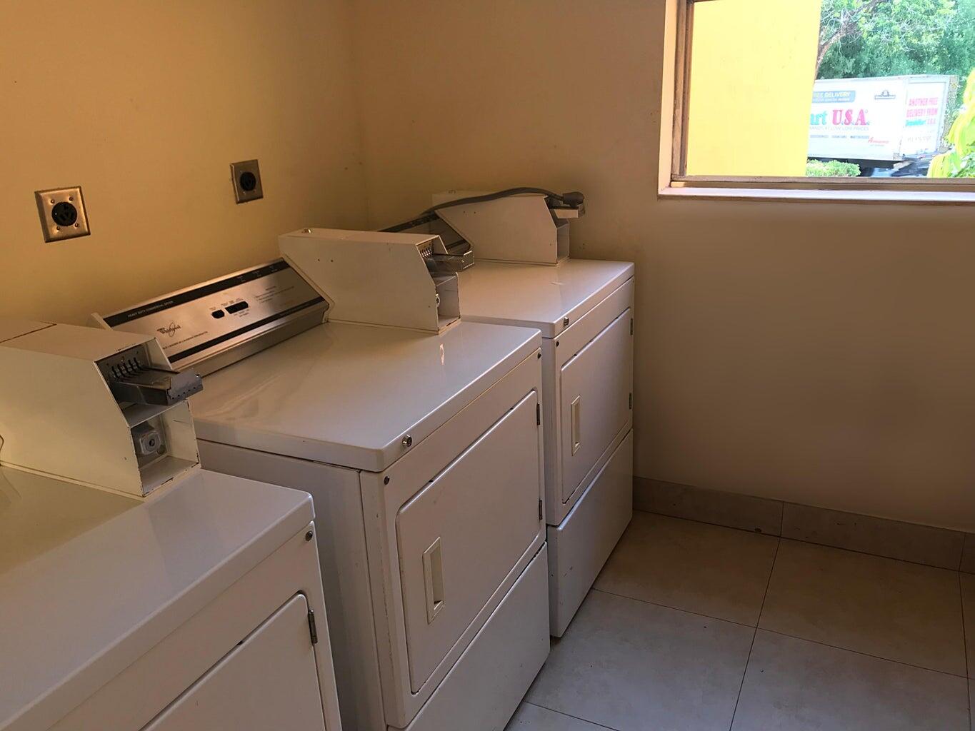 4364 NW 9th Avenue 15-3a, Deerfield Beach Unit: 15-3a