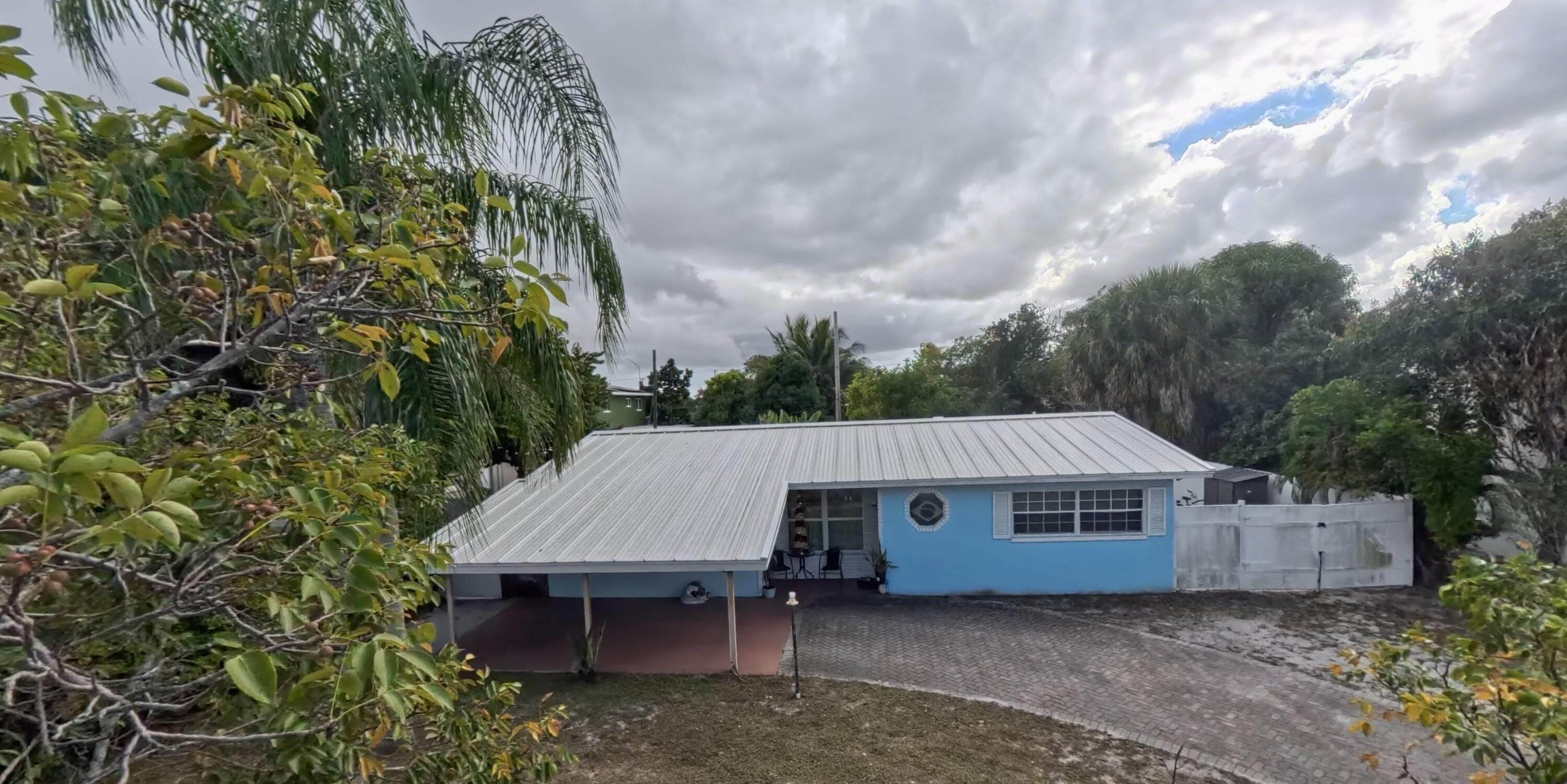 230 NE 25th Street