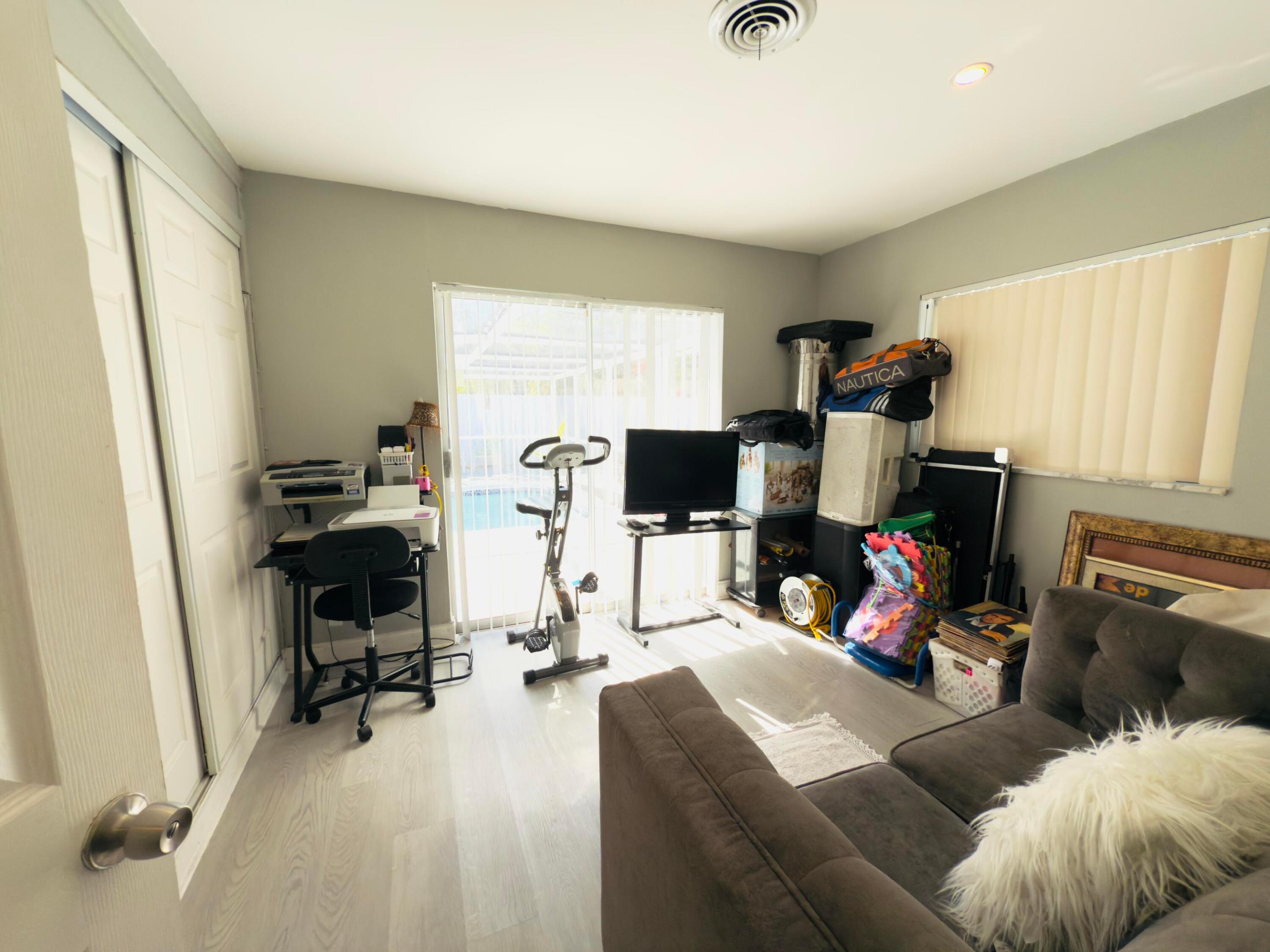230 NE 25th Street