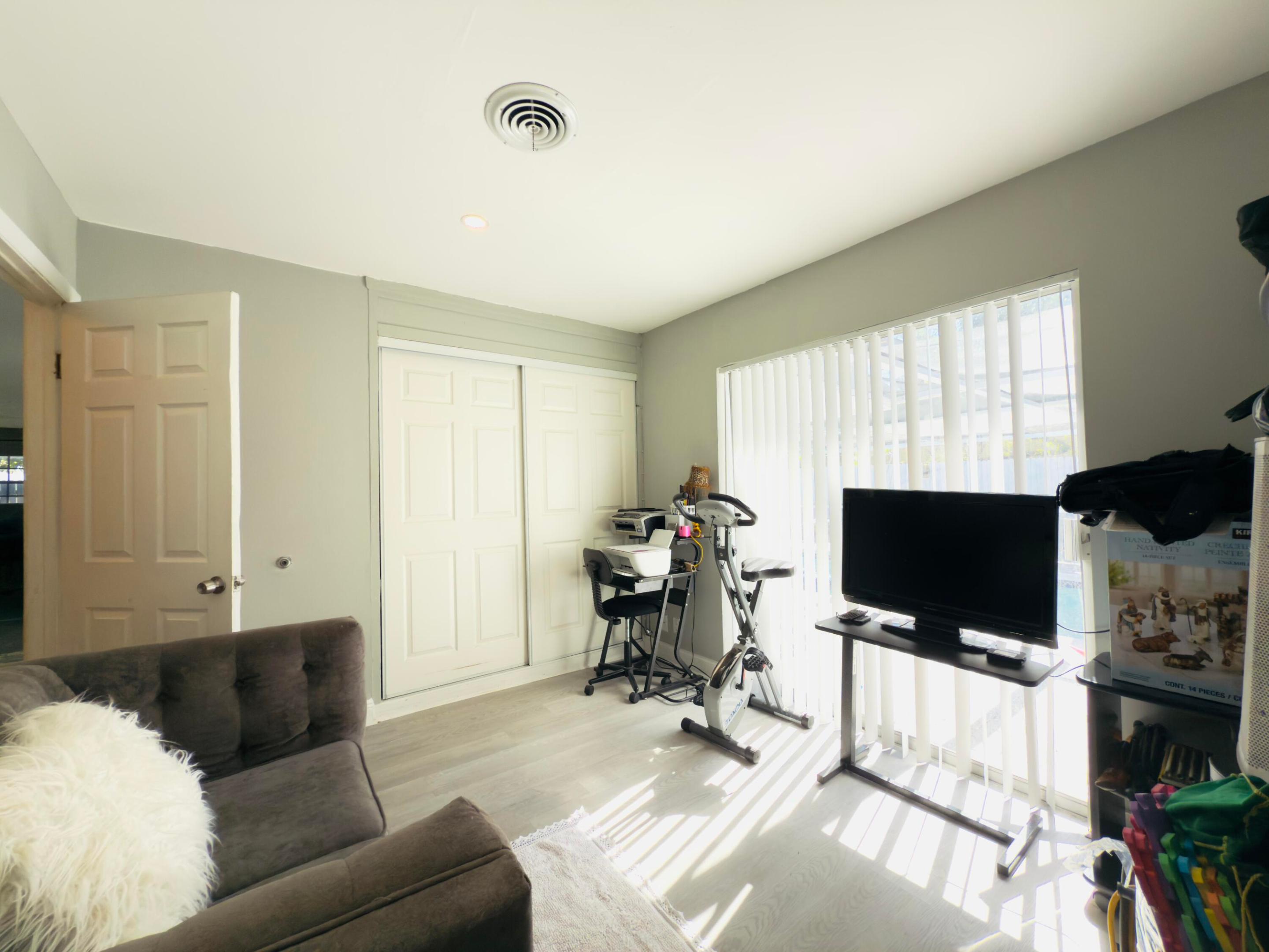 230 NE 25th Street