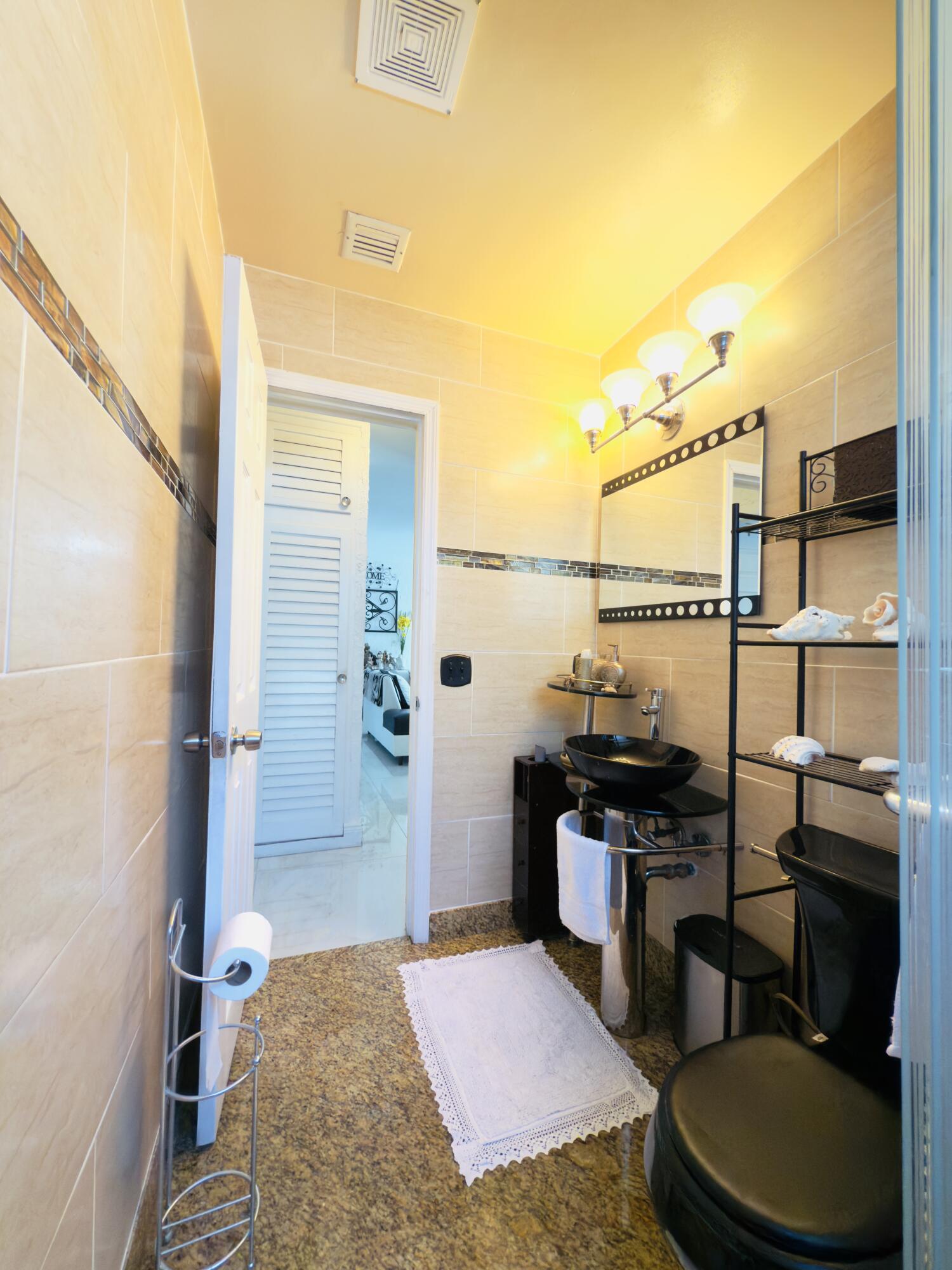 230 NE 25th Street