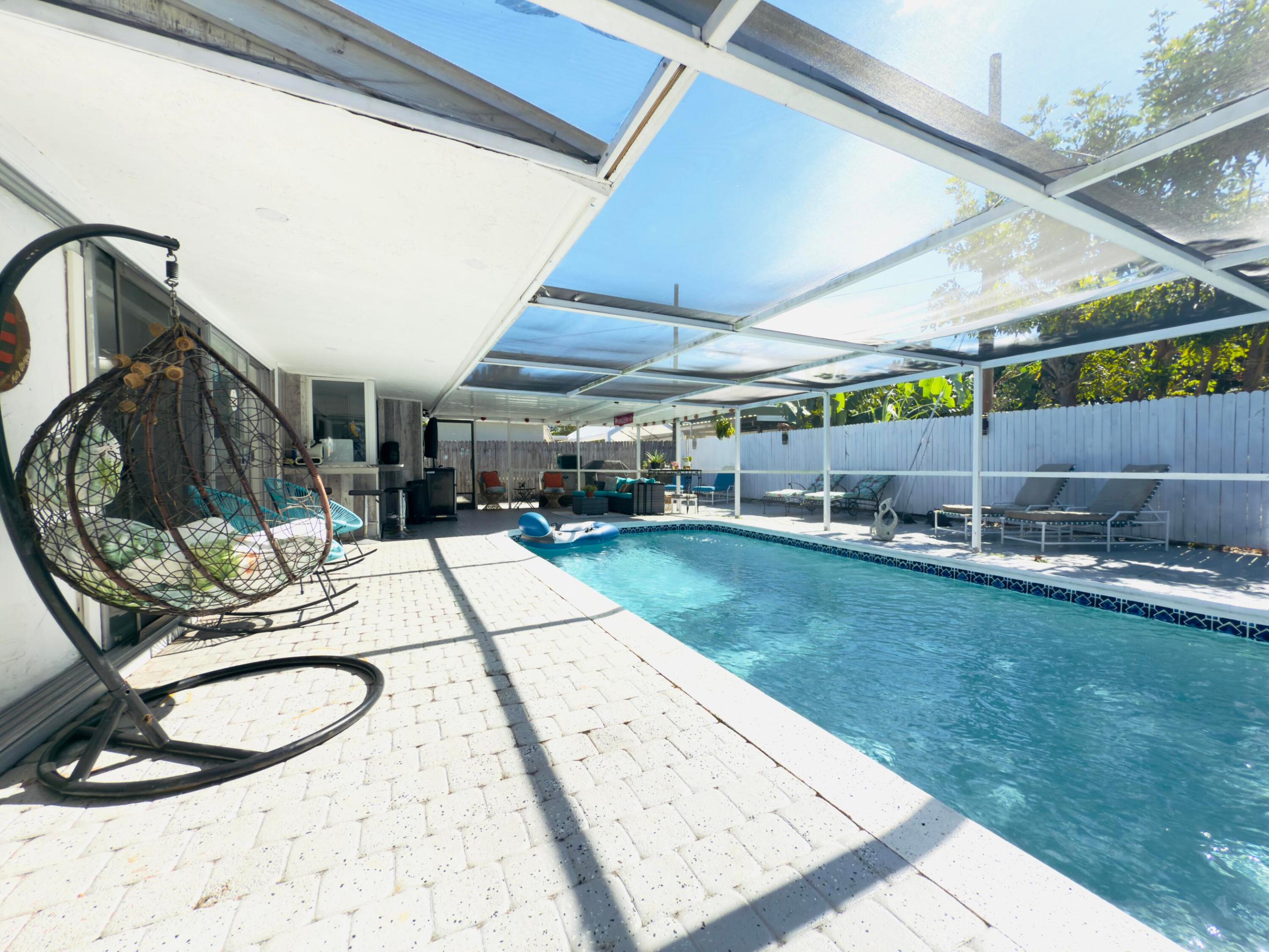 230 NE 25th Street