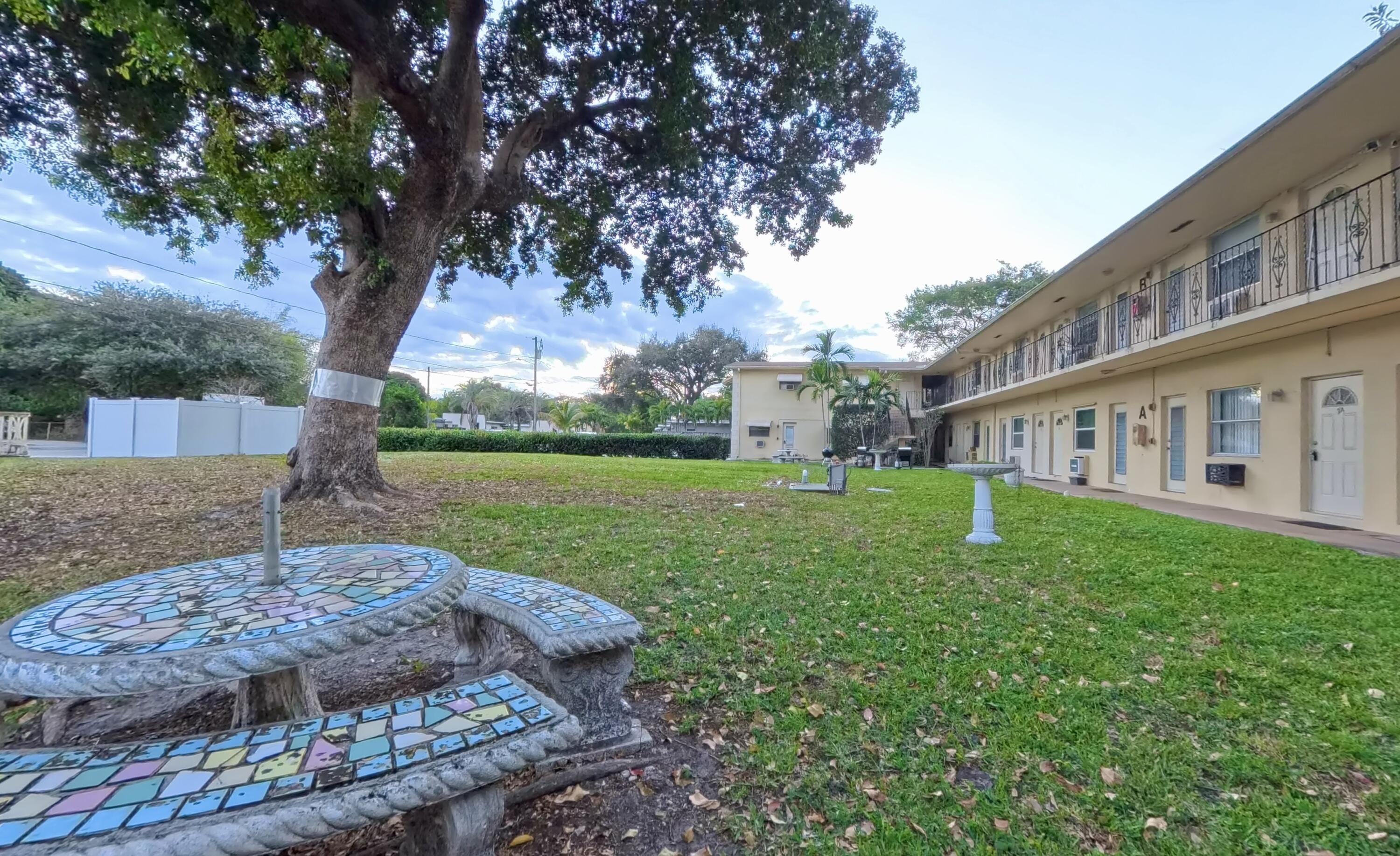 2621 Grant Street 10a