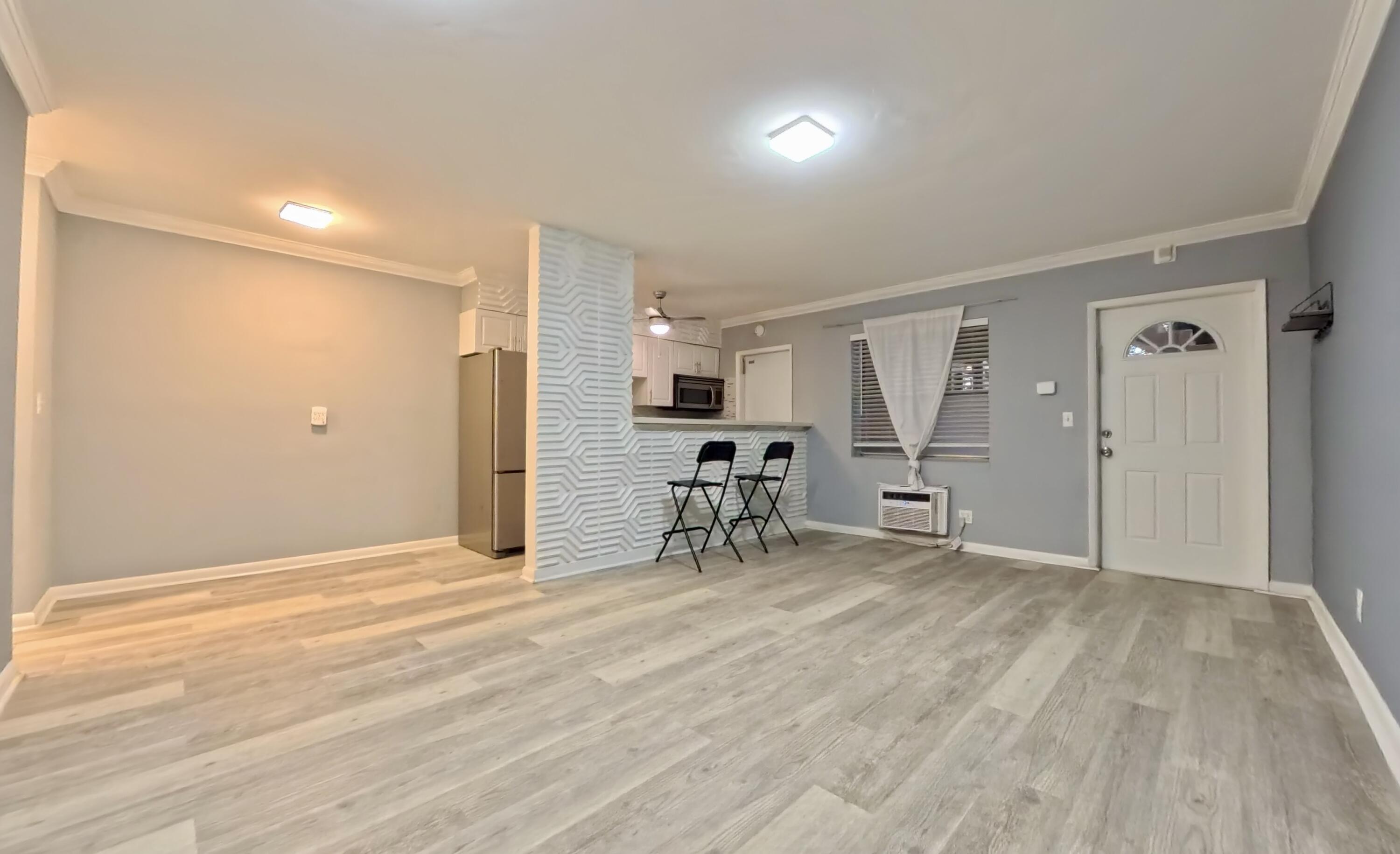 2621 Grant Street 10a
