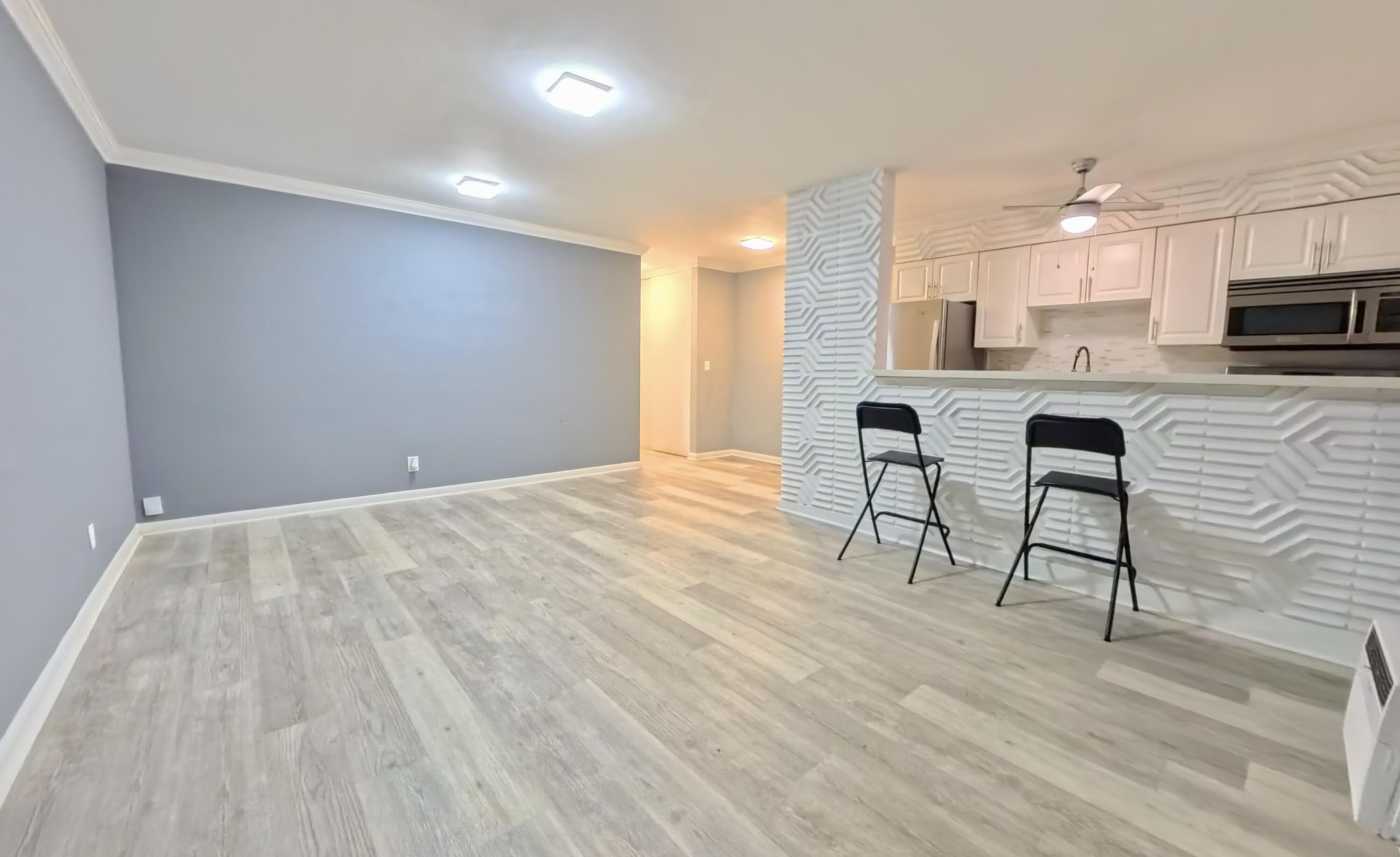 2621 Grant Street 10a
