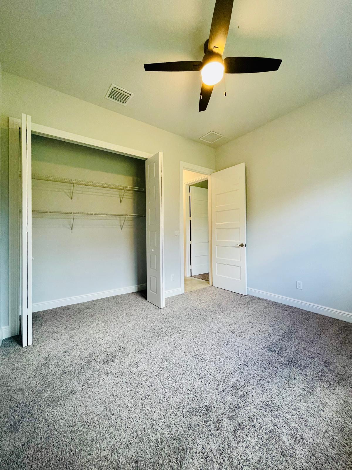 17225 78th Road N