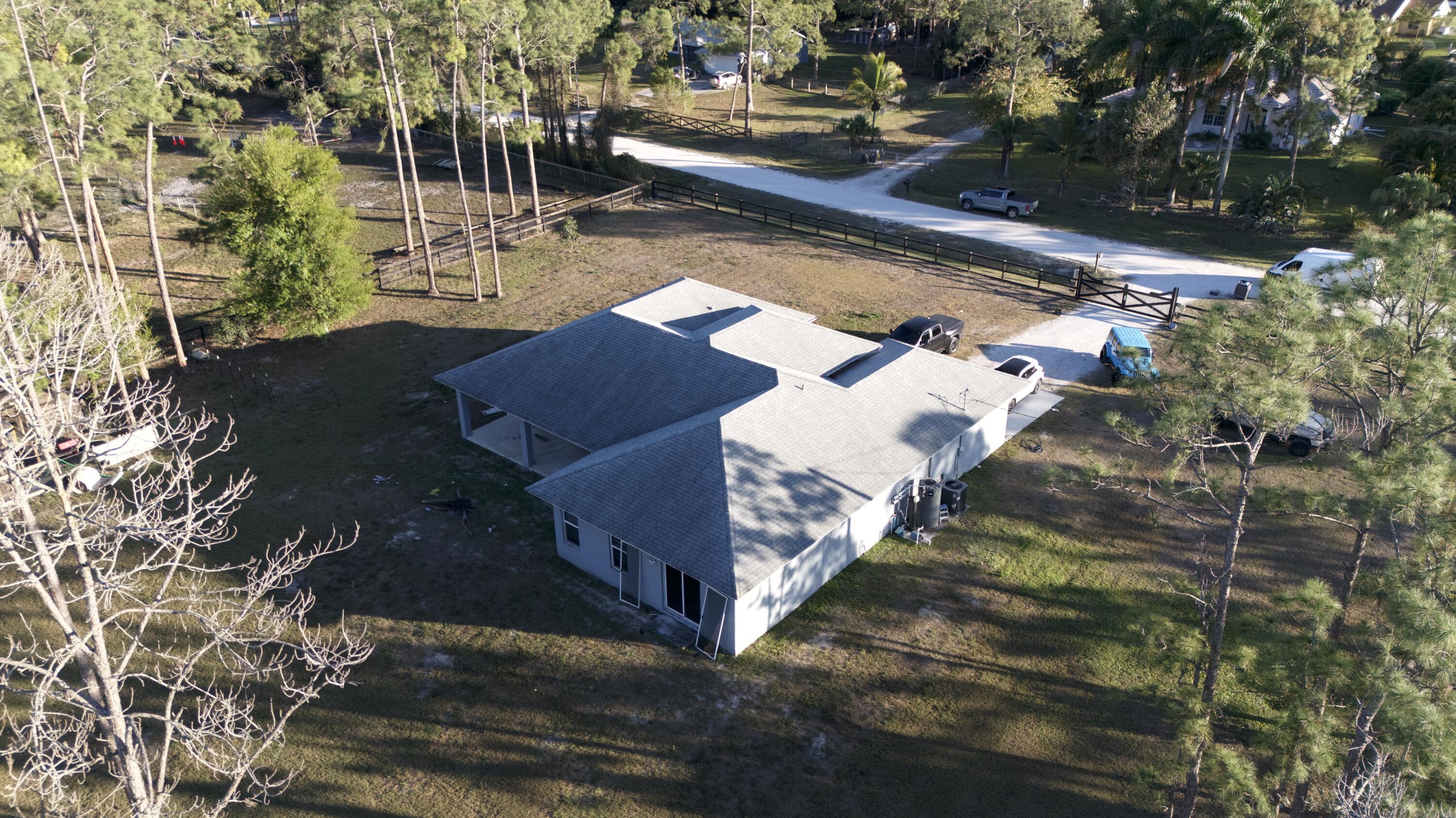 17225 78th Road N