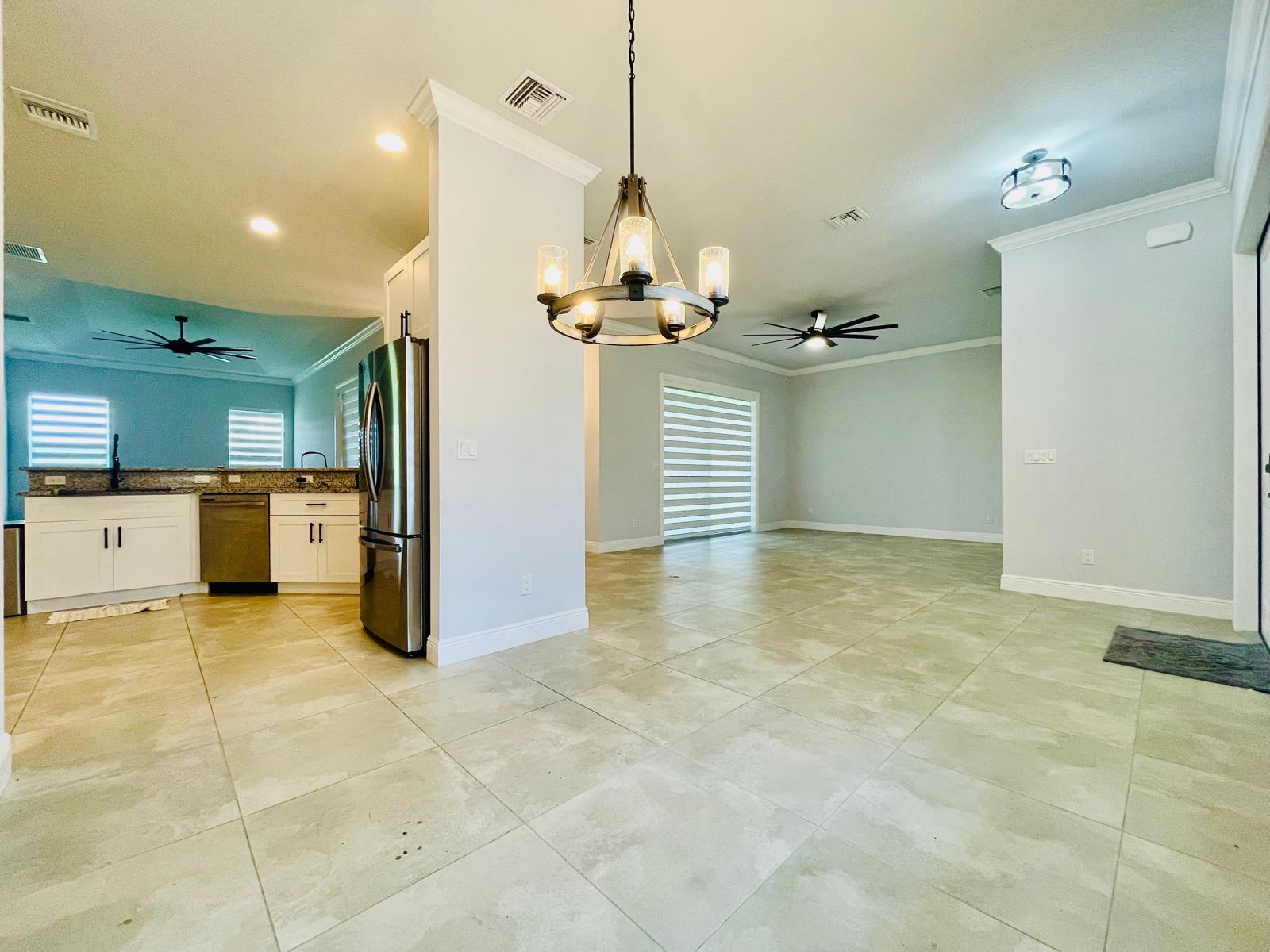 17225 78th Road N