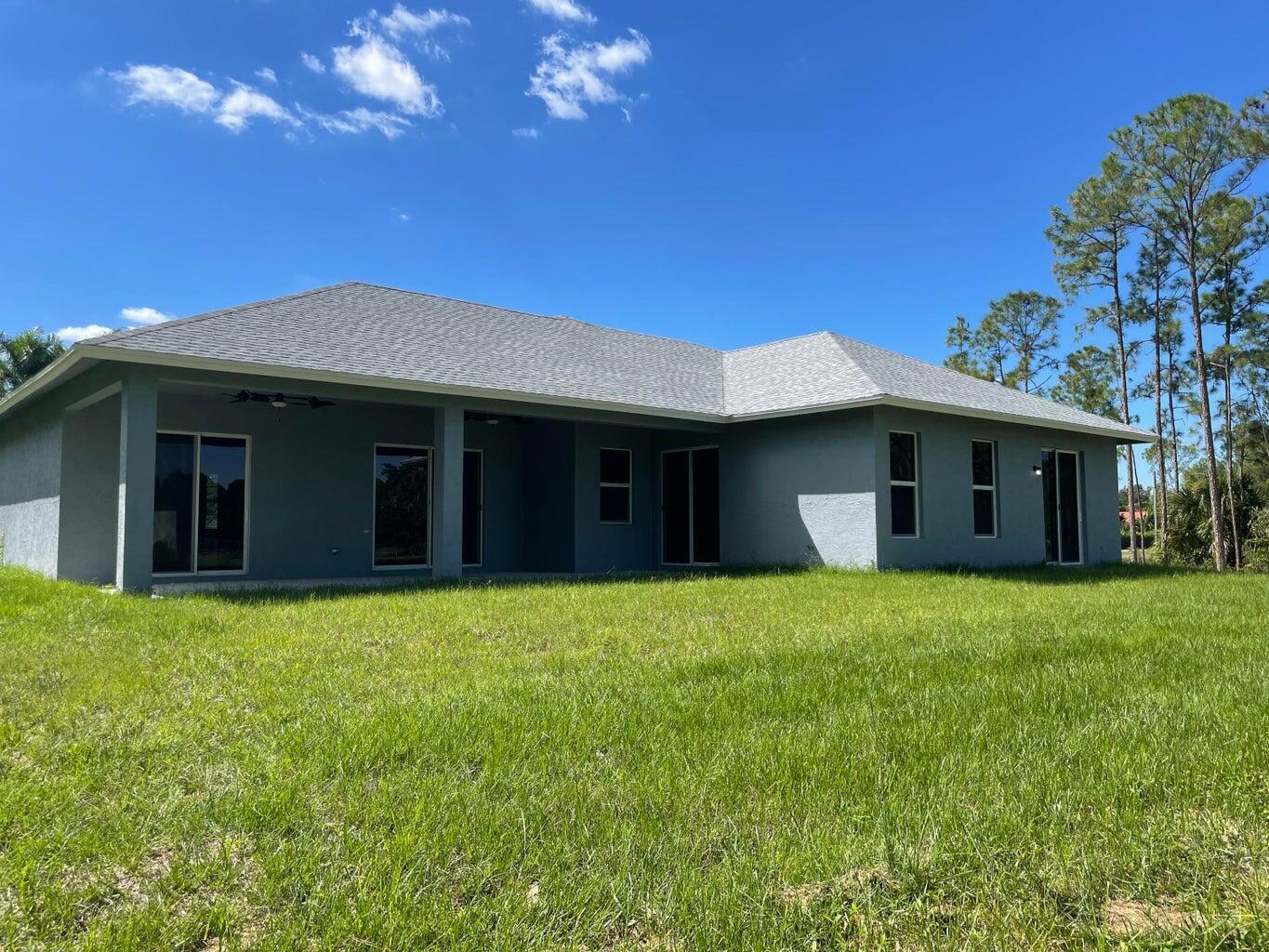 17225 78th Road N