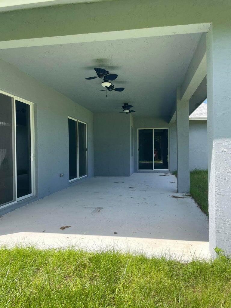 17225 78th Road N