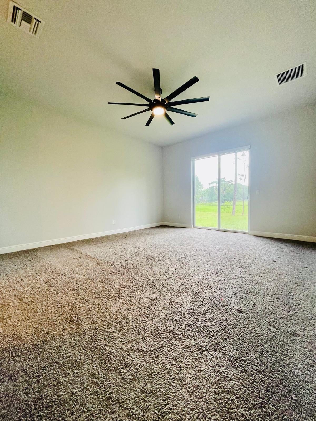 17225 78th Road N