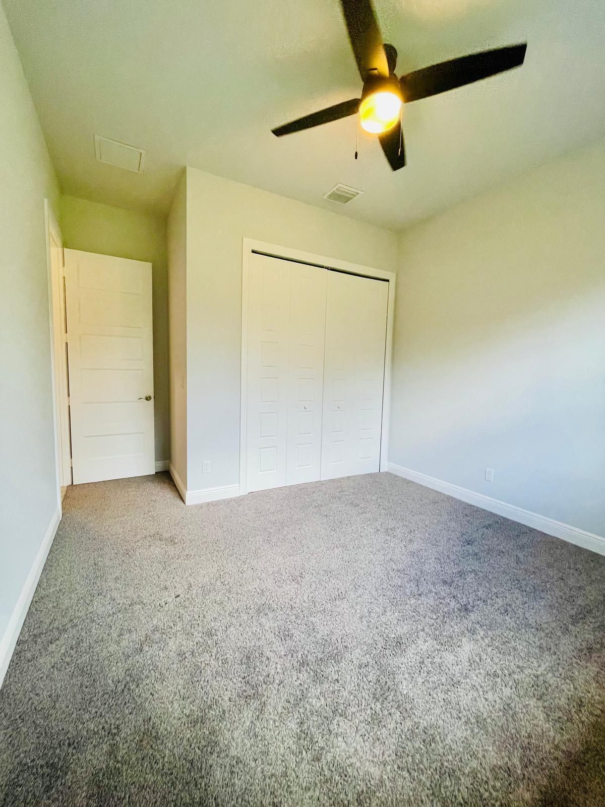 17225 78th Road N