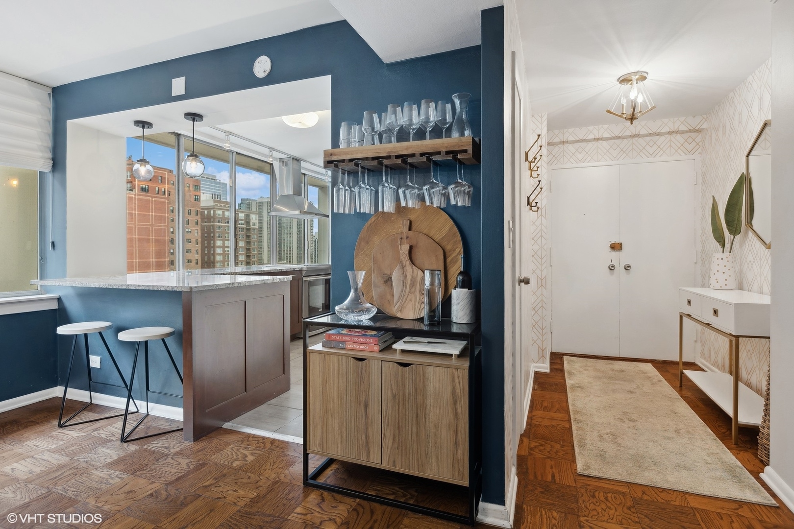 1 E Schiller Street Unit: 11A