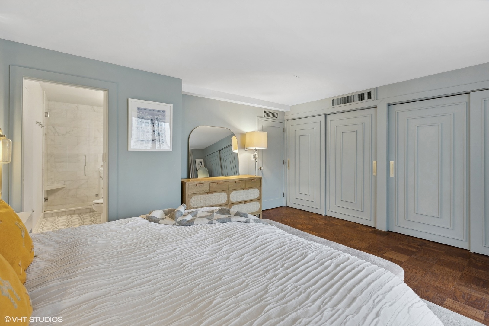 1 E Schiller Street Unit: 11A