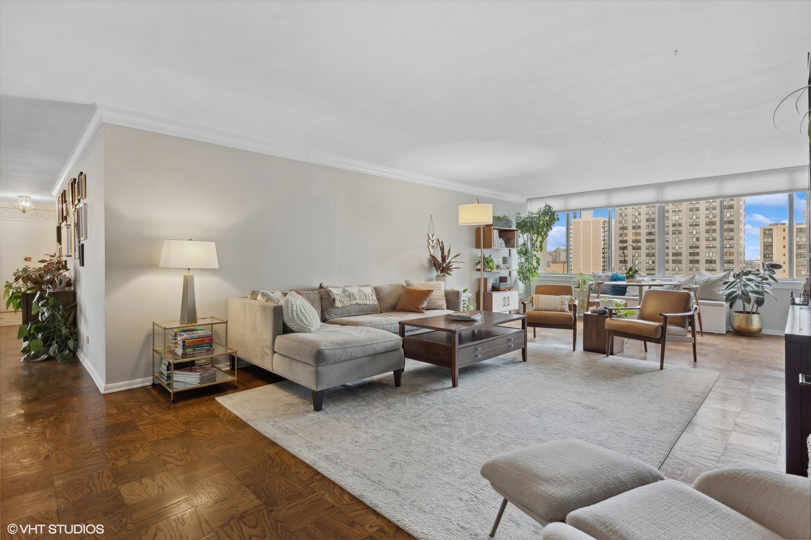 1 E Schiller Street Unit: 11A