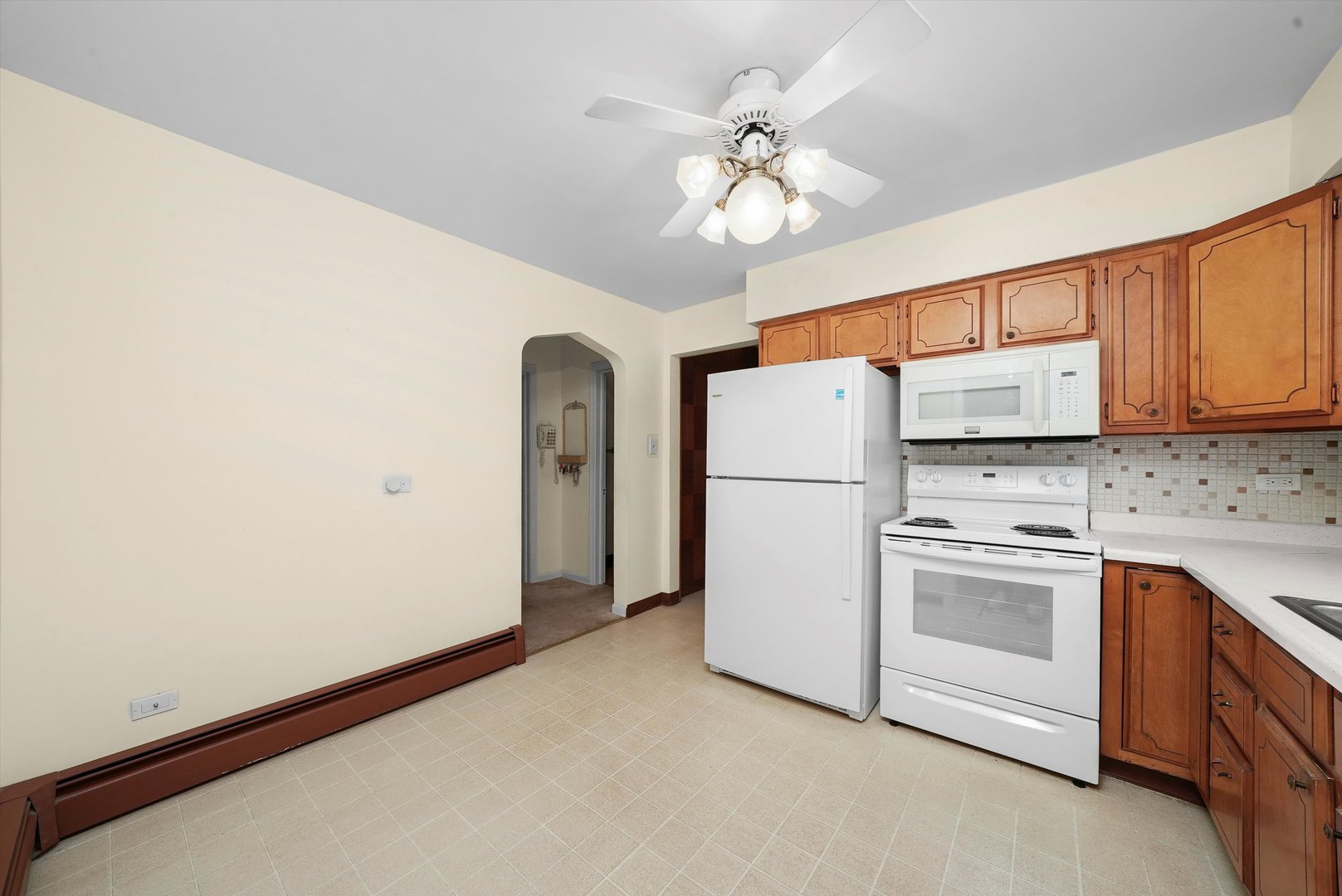 5726 N Francisco Avenue