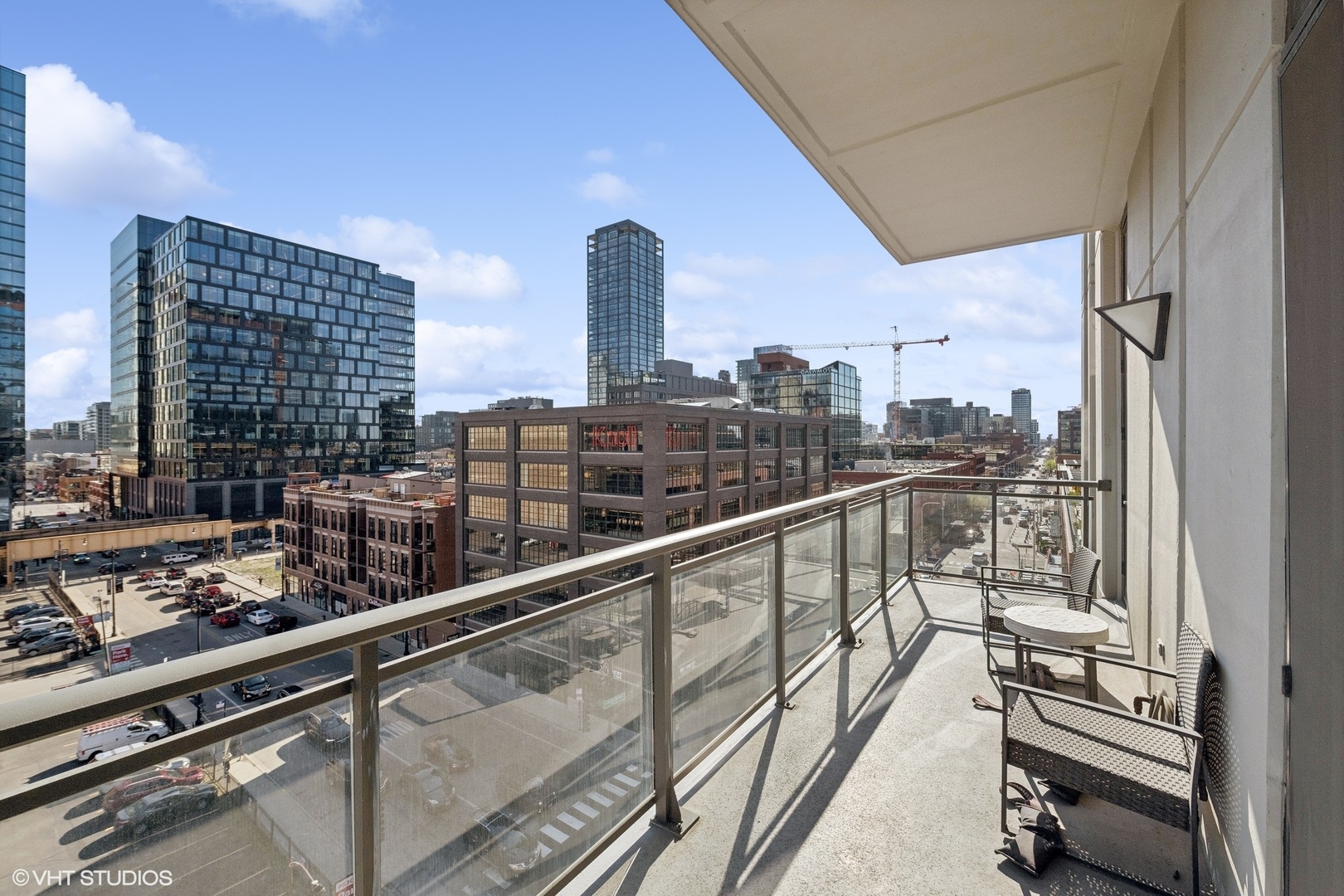 740 W Fulton Street Unit: 702