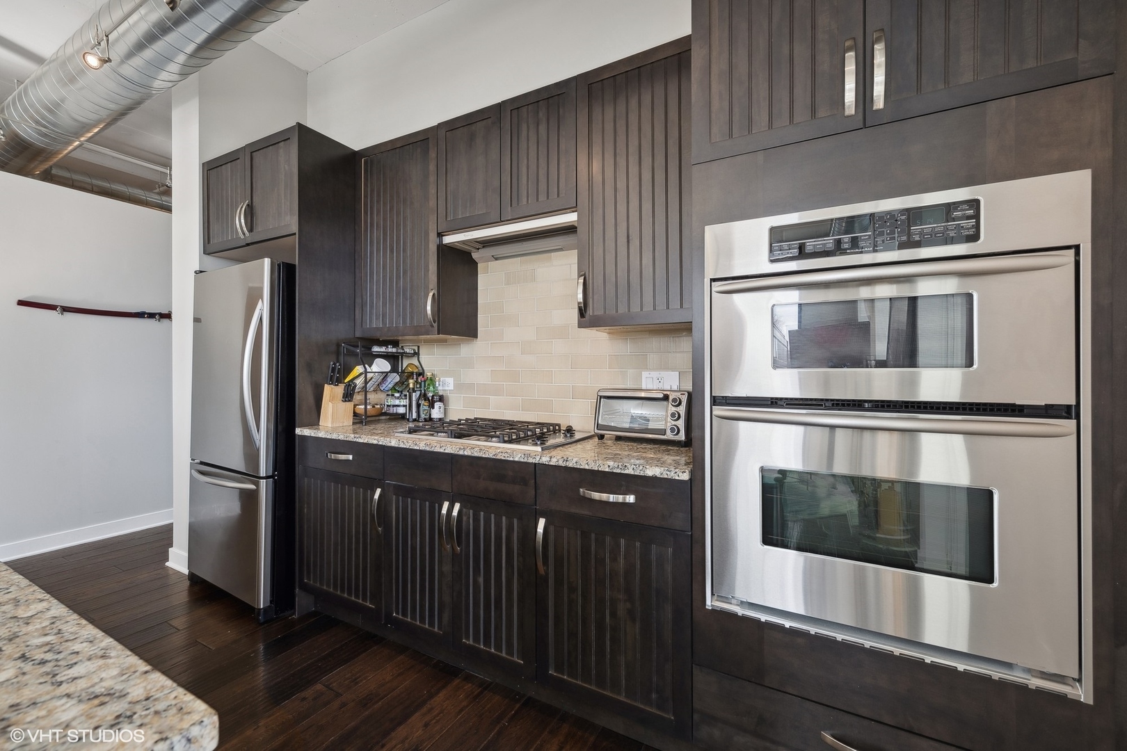 740 W Fulton Street Unit: 702