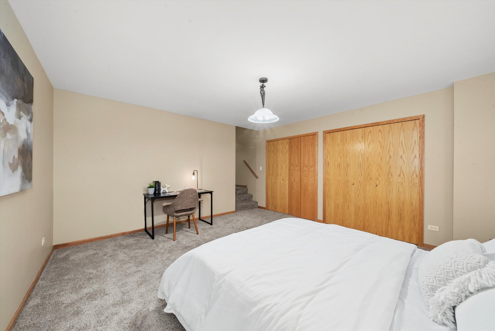 125 W Oak Street Unit: B