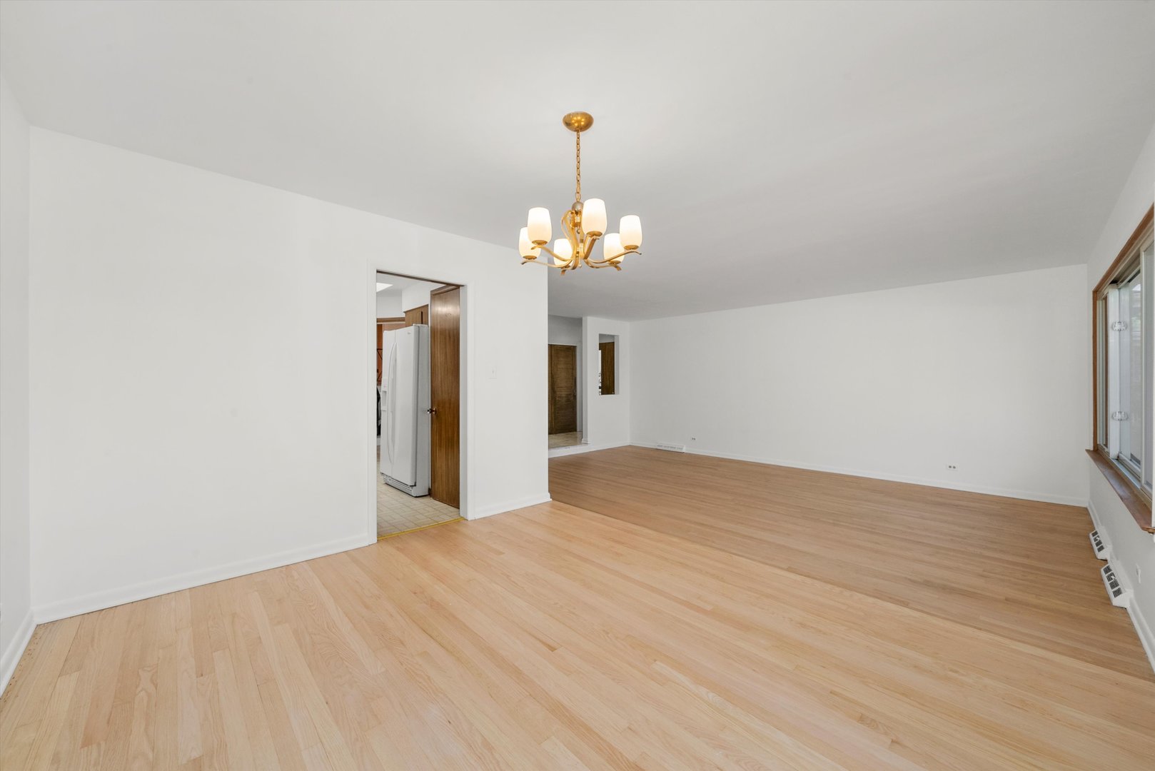 7051 N Keating Avenue