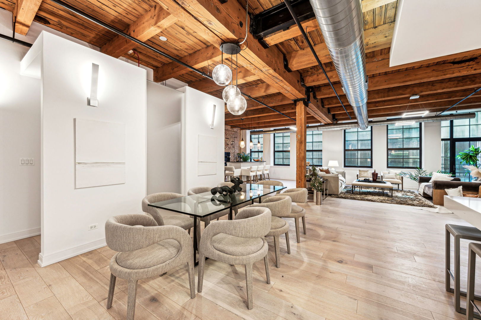 223 W LAKE Street Unit: PH-5S