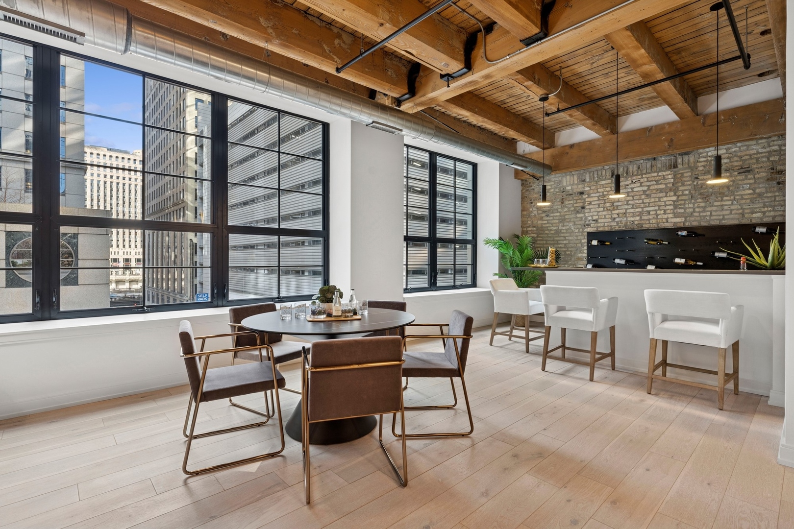 223 W LAKE Street Unit: 3N