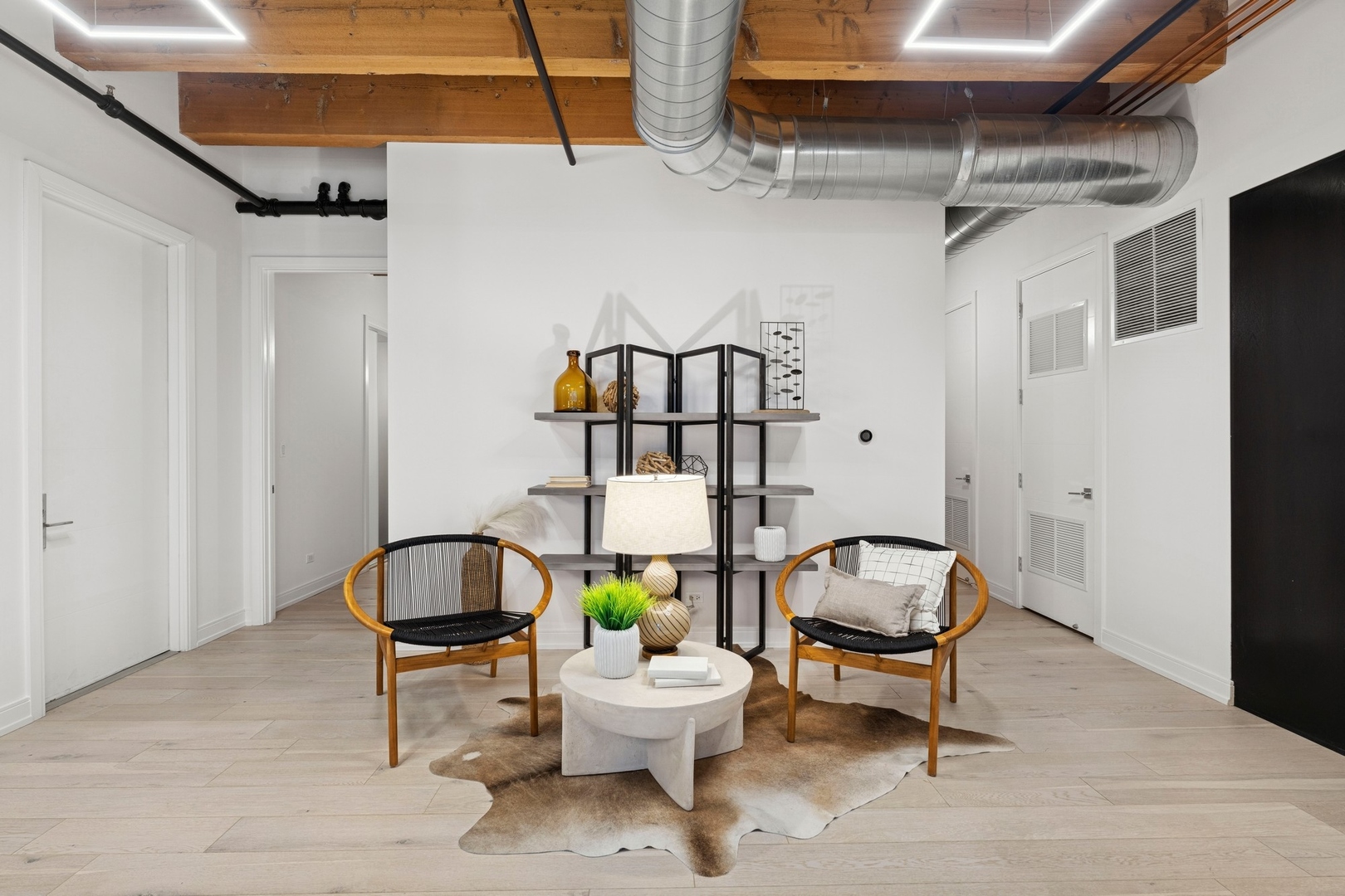 223 W LAKE Street Unit: 3N