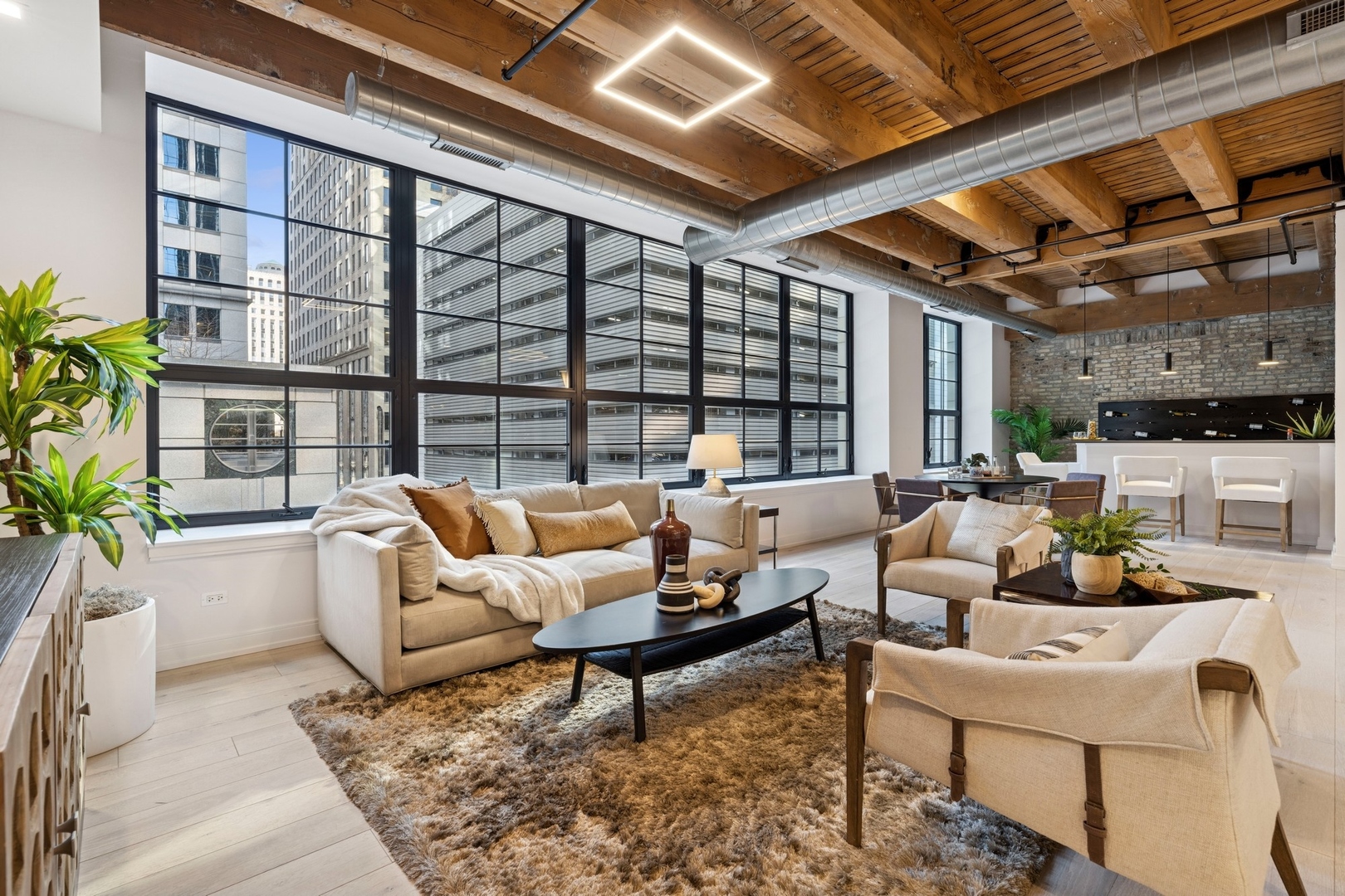 223 W LAKE Street Unit: 3N