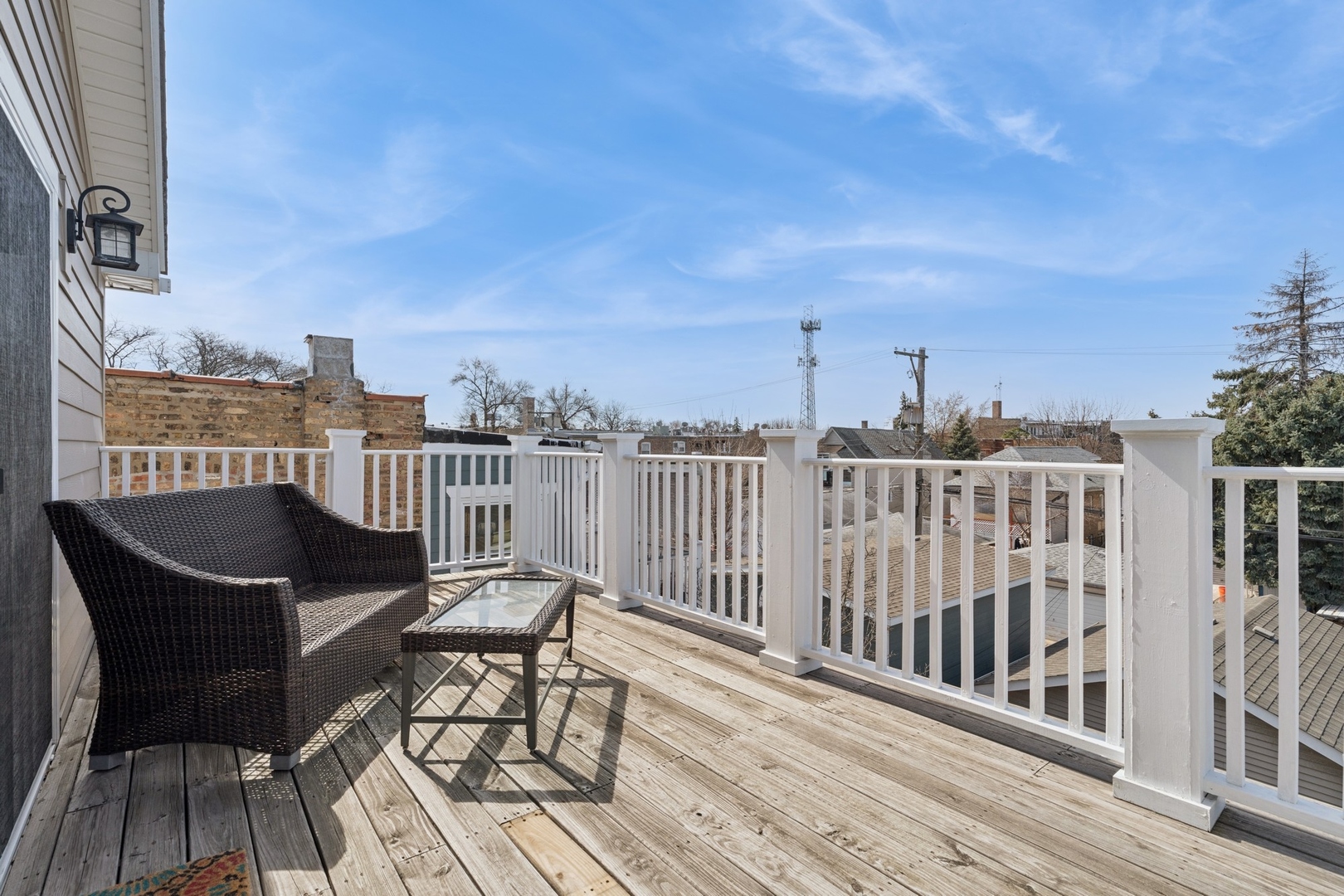 3818 N Christiana Avenue