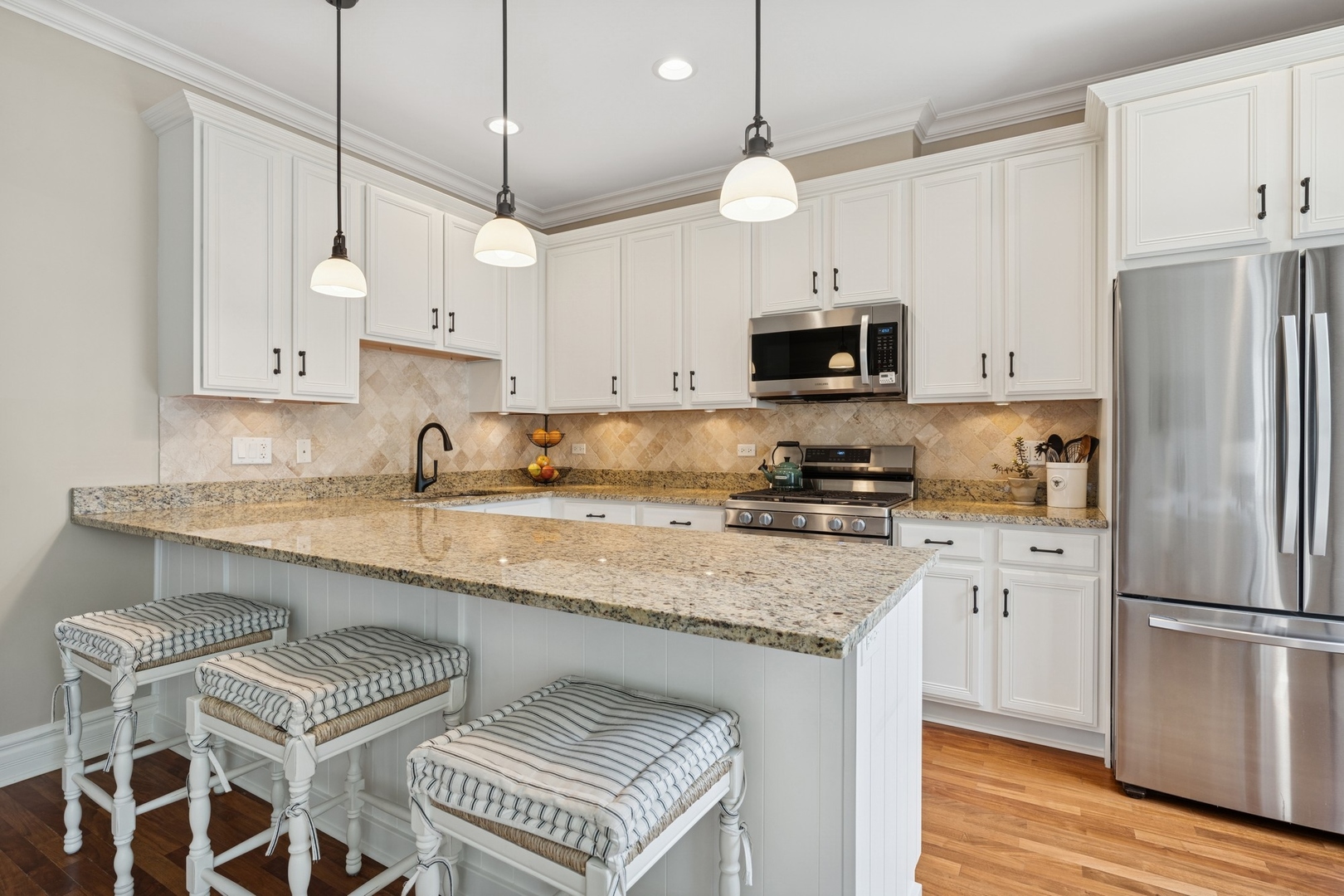 1306 W Granville Avenue Unit: 1