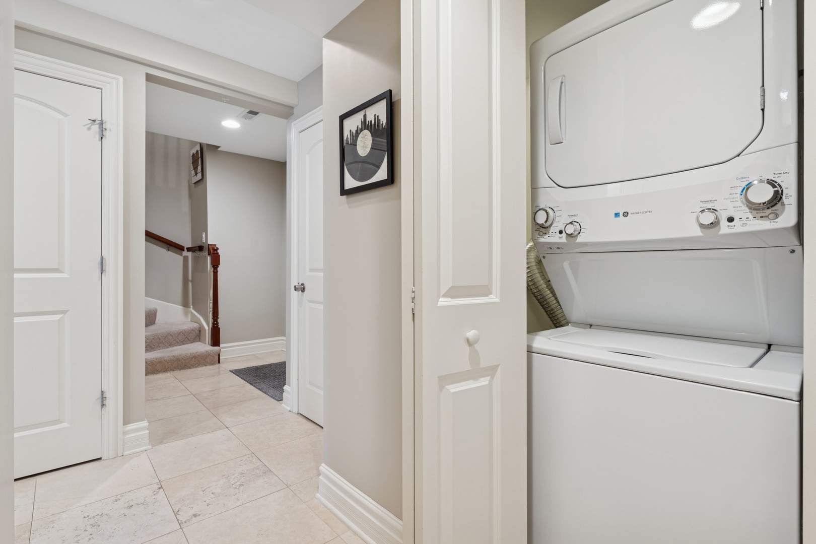 1306 W Granville Avenue Unit: 1