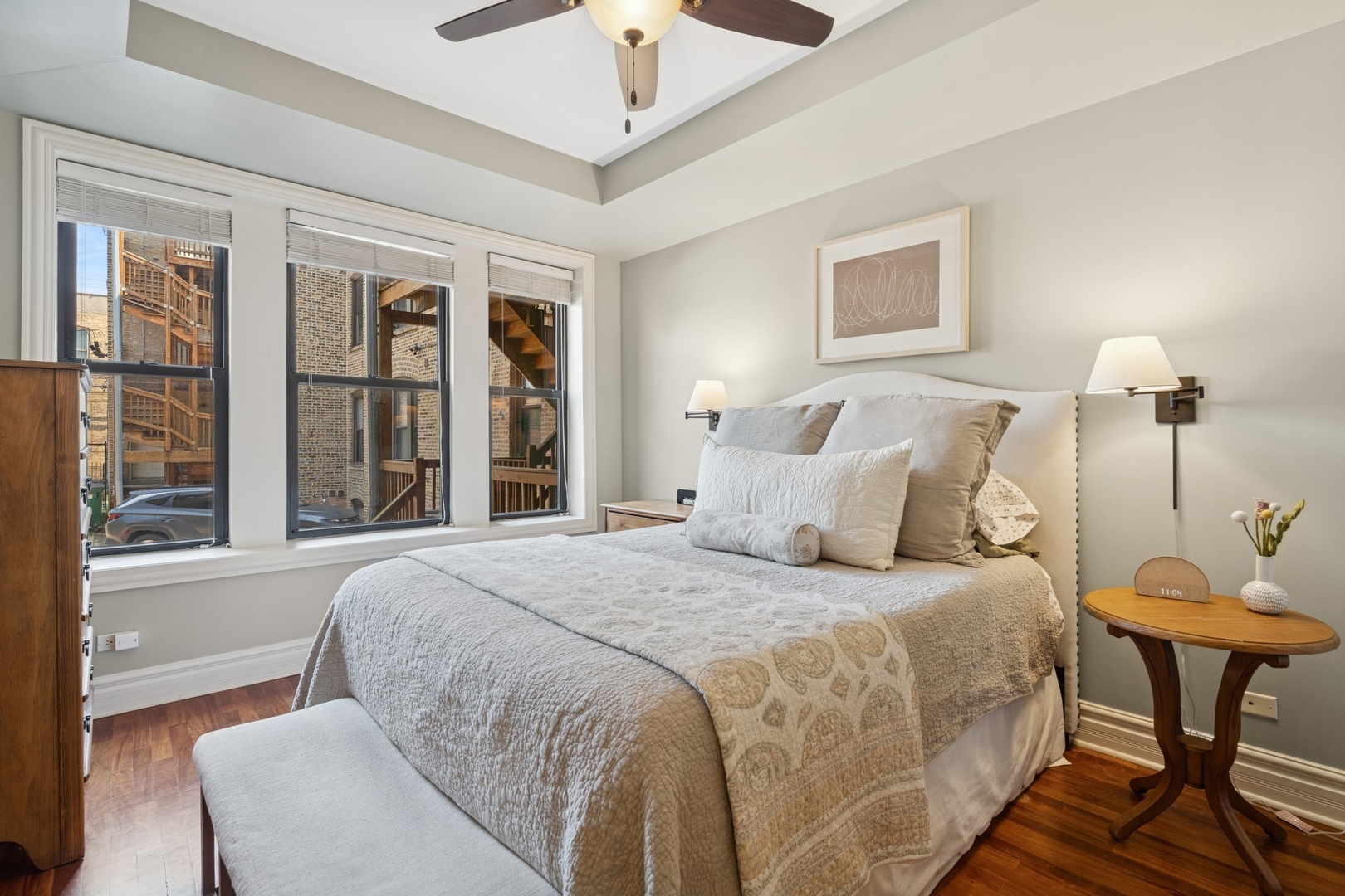 1306 W Granville Avenue Unit: 1