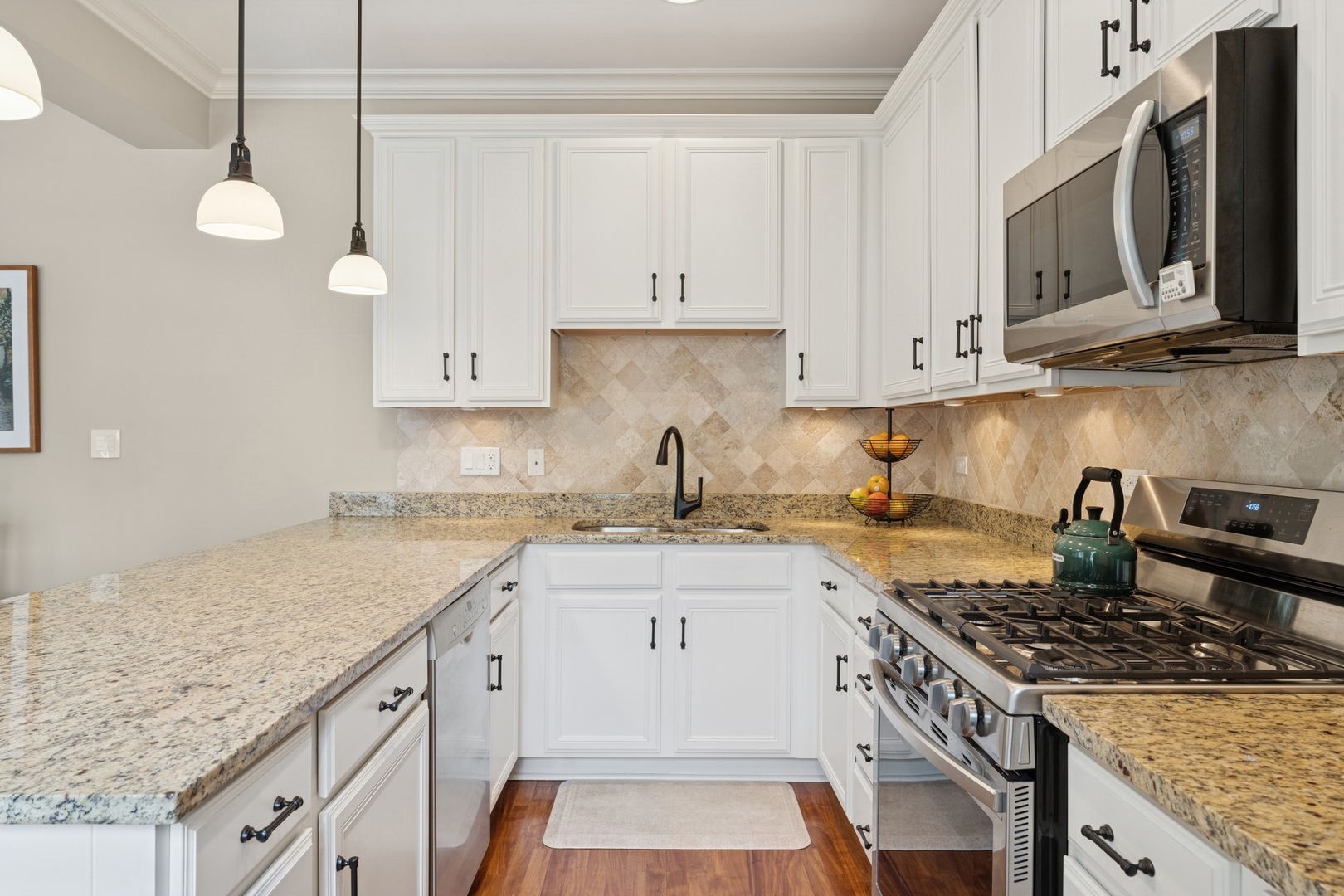 1306 W Granville Avenue Unit: 1