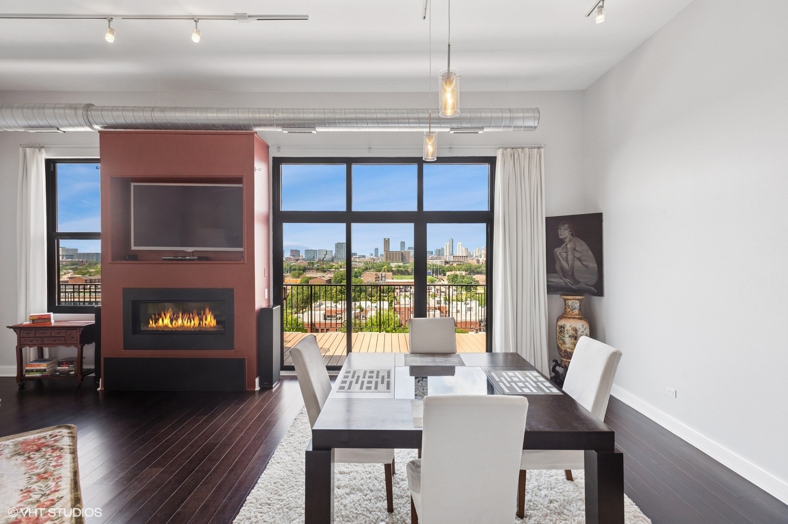 1524 S SANGAMON Street Unit: 802