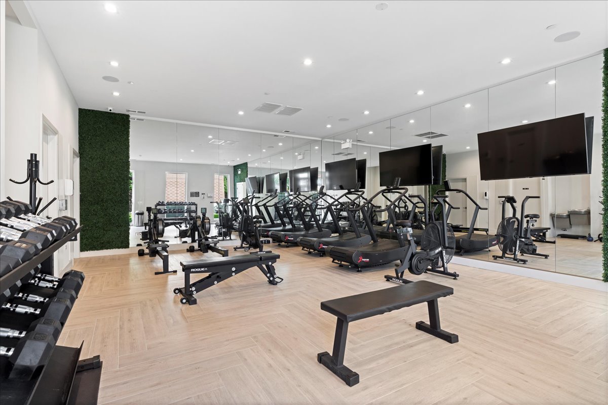 4232 W BELMONT Avenue Unit: 2