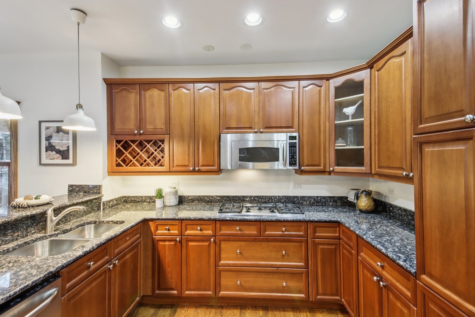 532 Wesley Avenue Unit: WEST