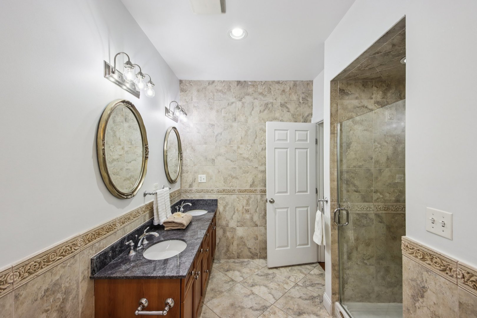 532 Wesley Avenue Unit: WEST