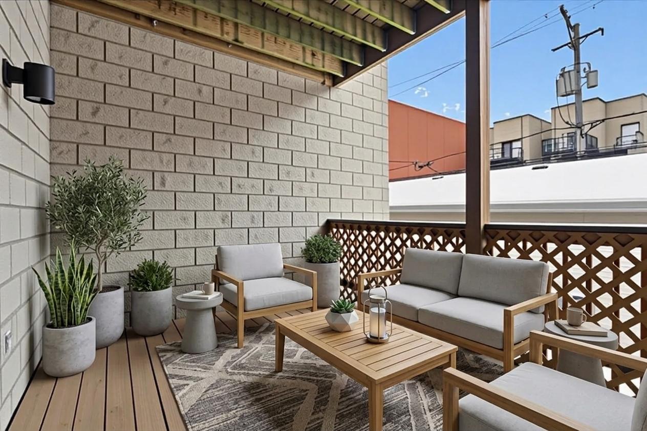 1310 W Fletcher Street Unit: 1E
