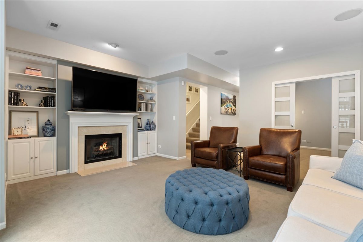 1310 W Fletcher Street Unit: 1E