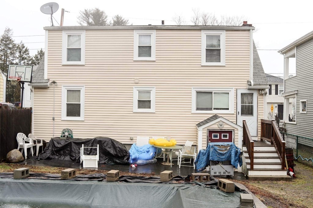77 Barstow Street