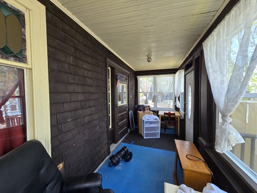 34 Lovers Leap Ave