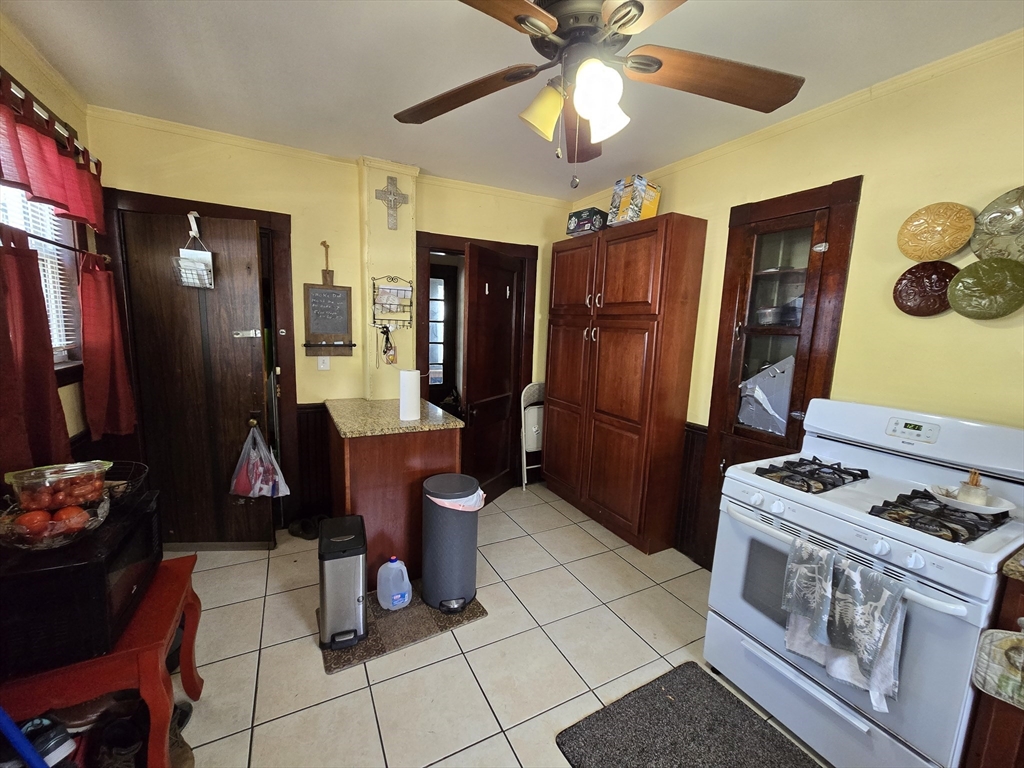 34 Lovers Leap Ave