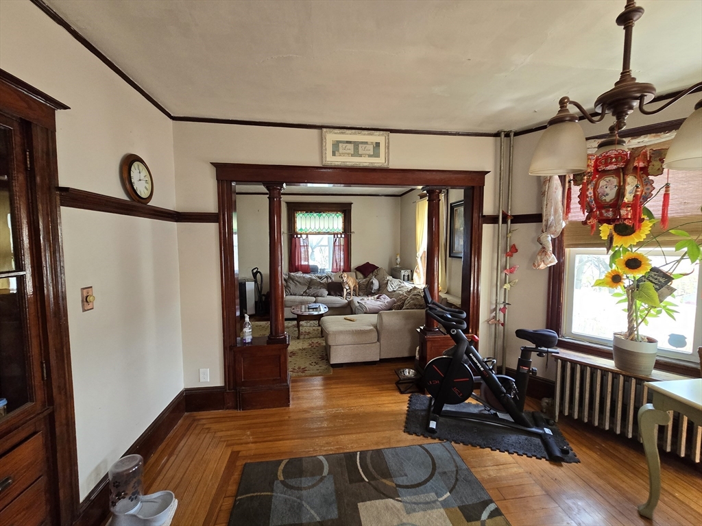 34 Lovers Leap Ave
