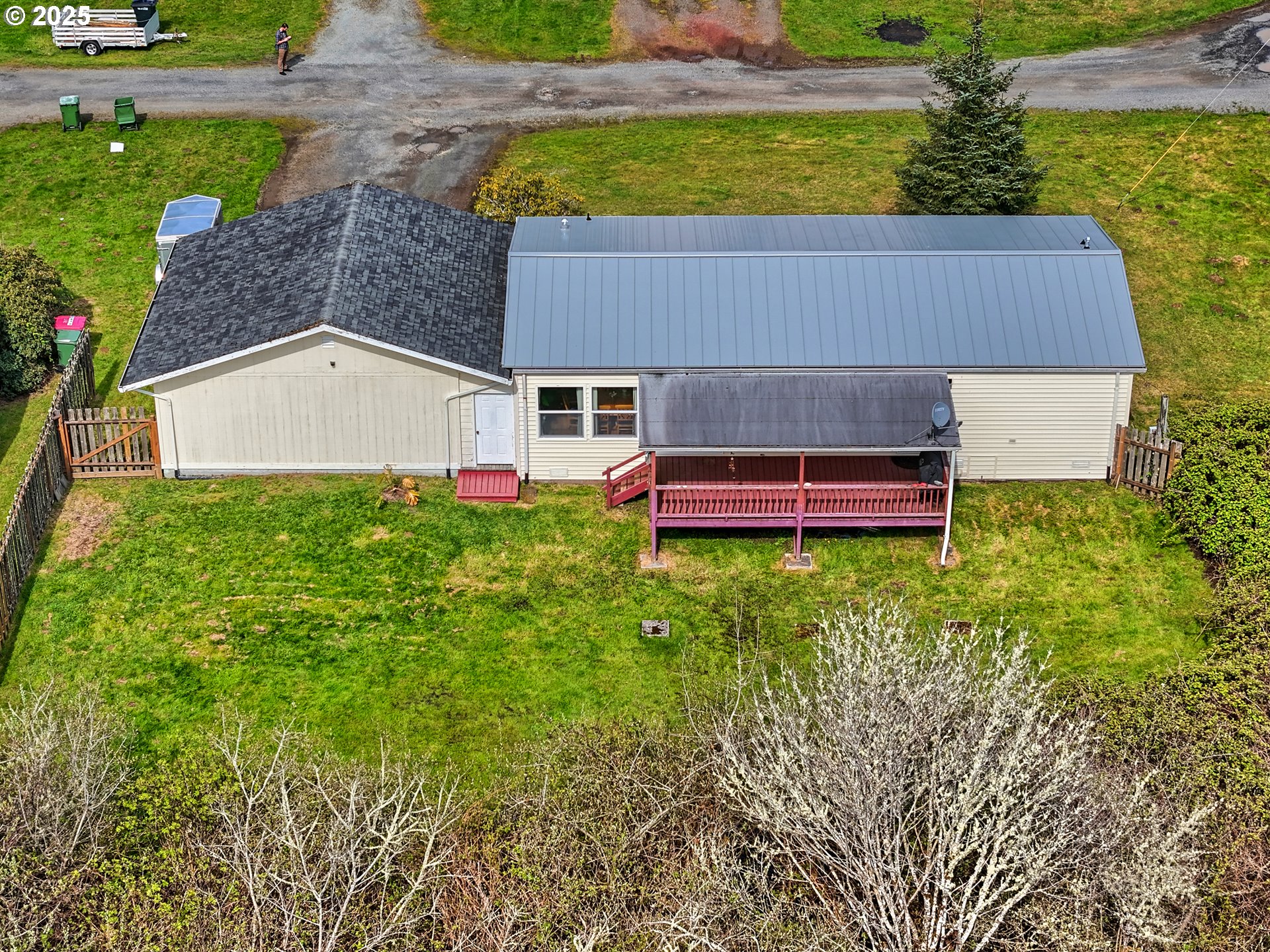 304 8TH AVE