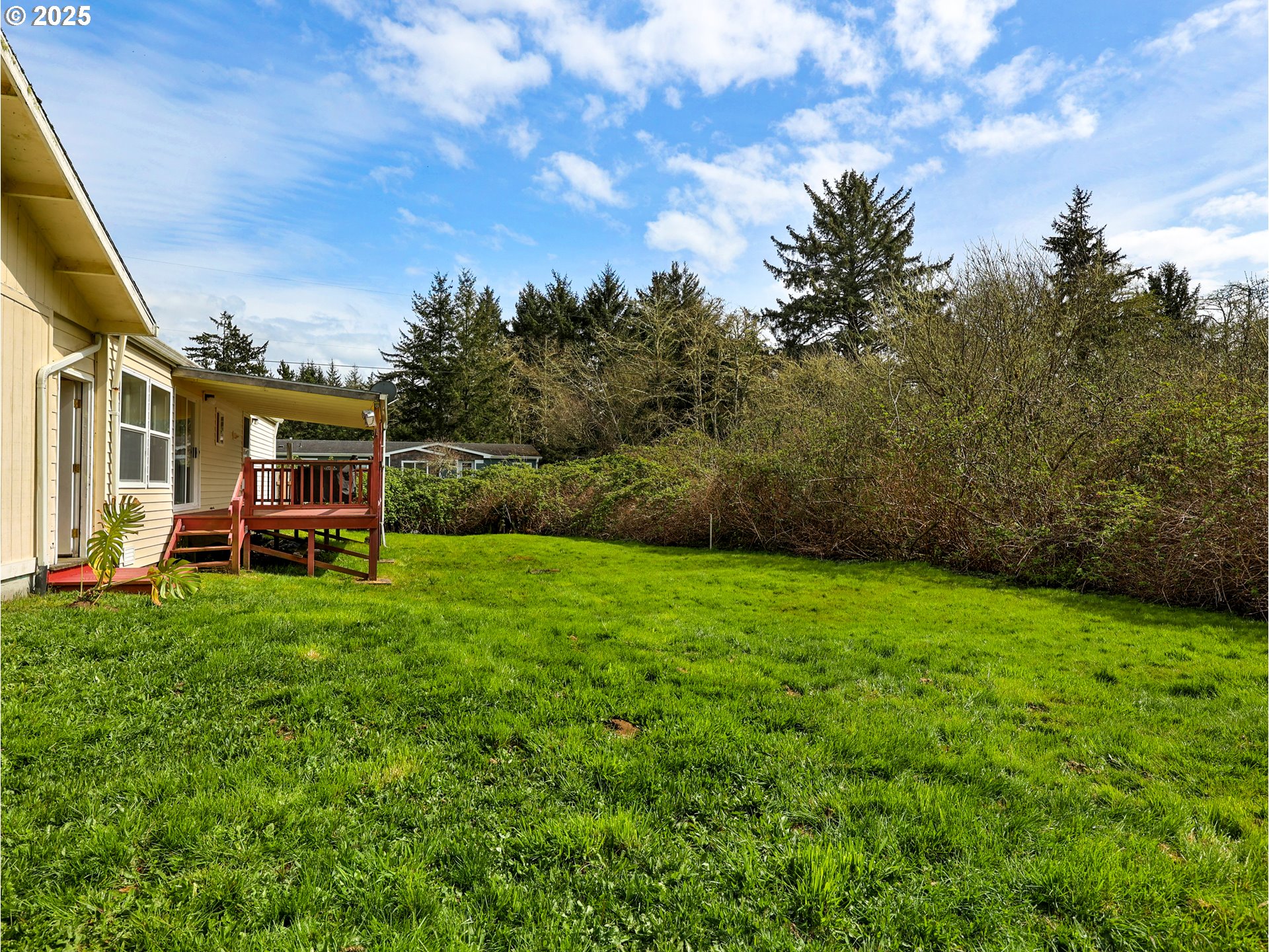 304 8TH AVE