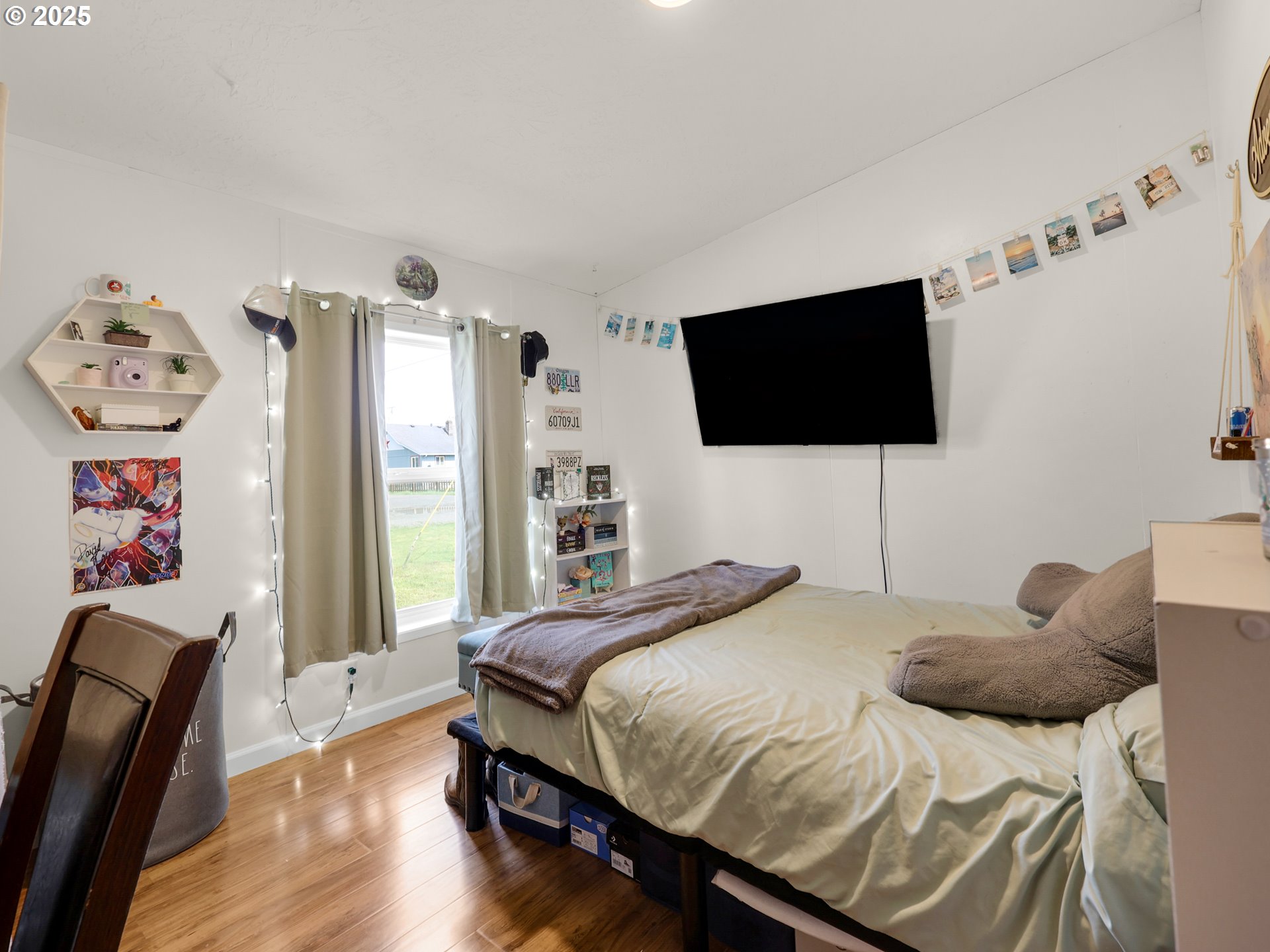 304 8TH AVE