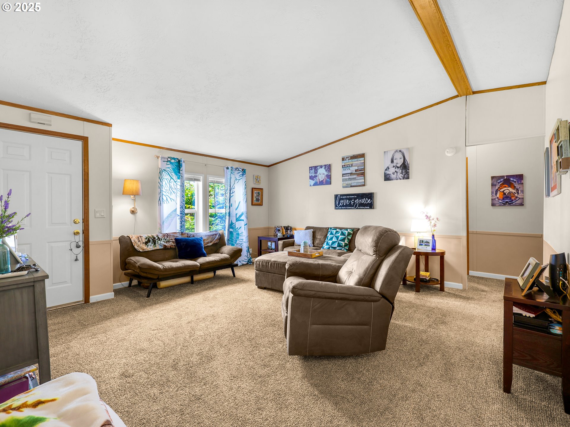 304 8TH AVE